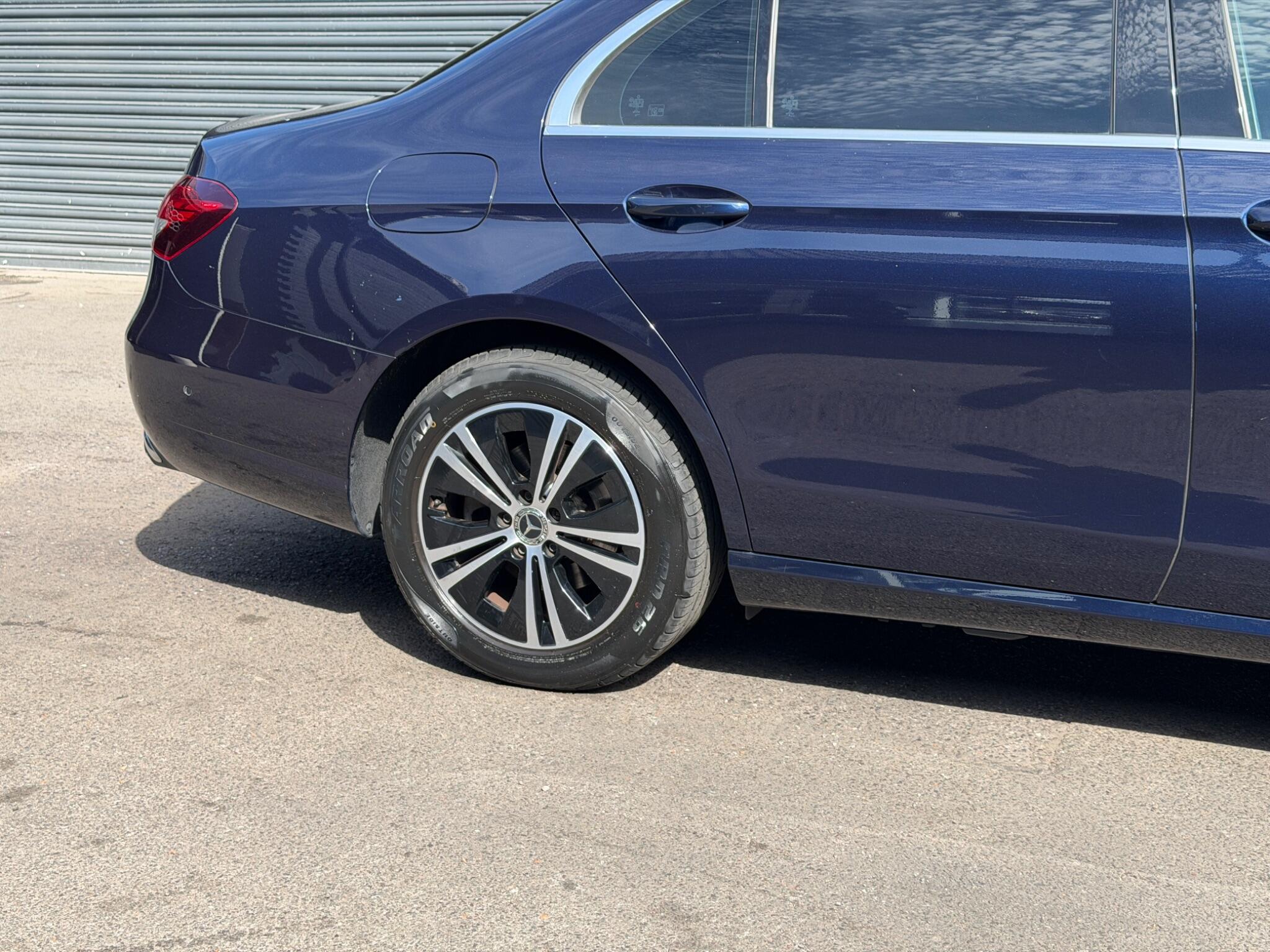 Mercedes-Benz E-Class view 10