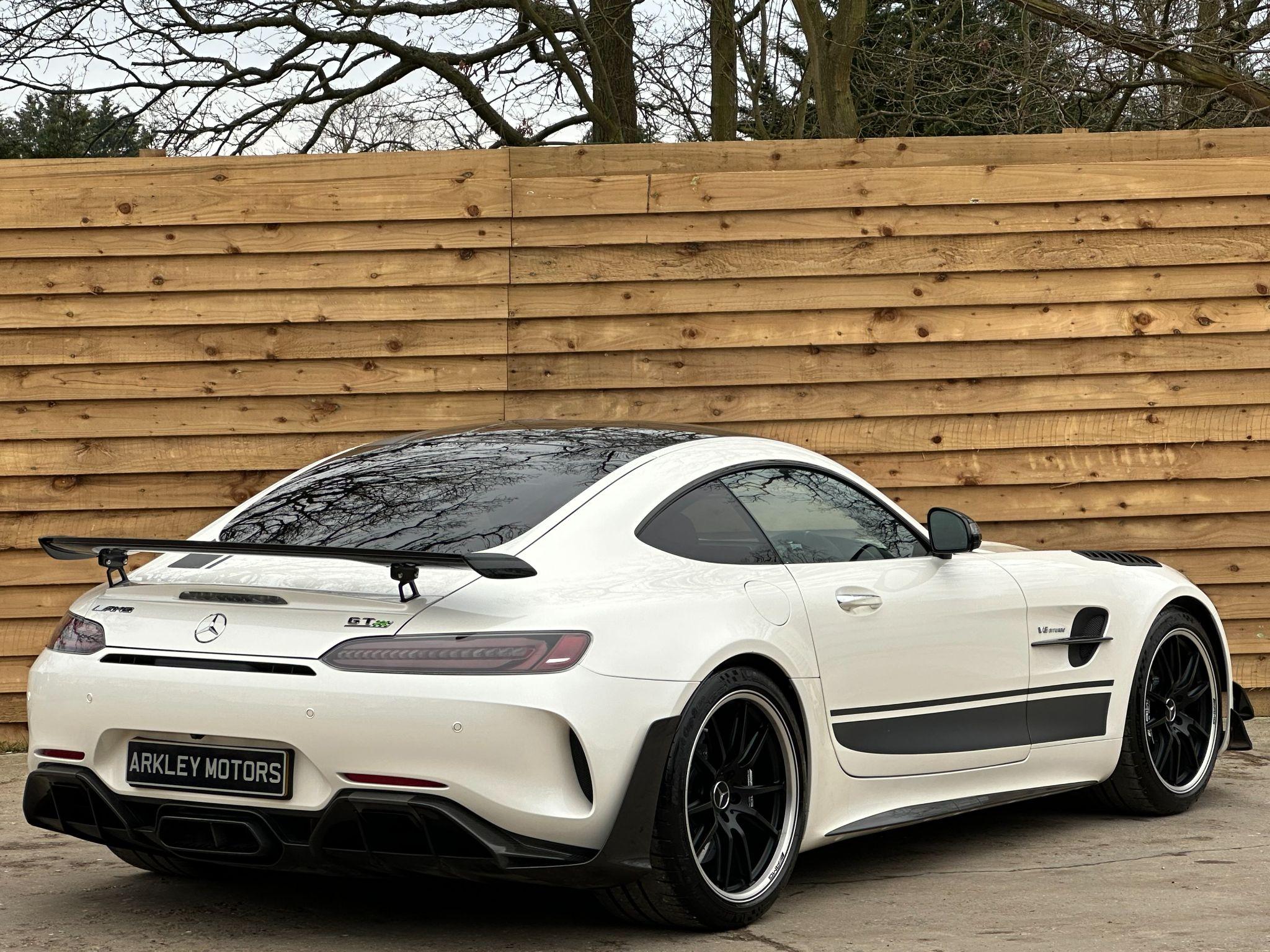 2020 Mercedes-Benz AMG GT 4.0 V8 BiTurbo R PRO SpdS DCT Euro 6 (s/s) 2dr • 8,100 miles image 6