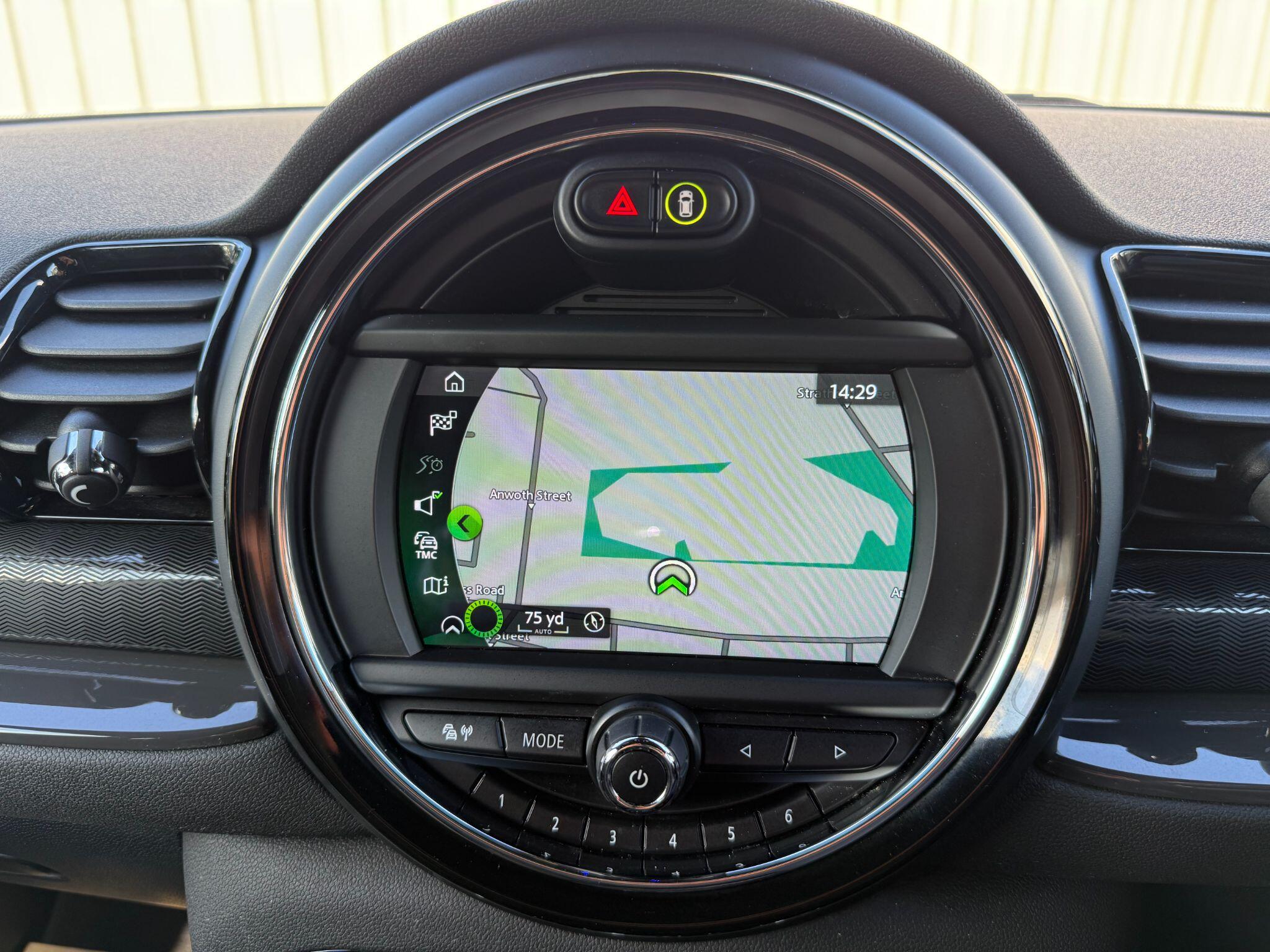 Mini Clubman view 26