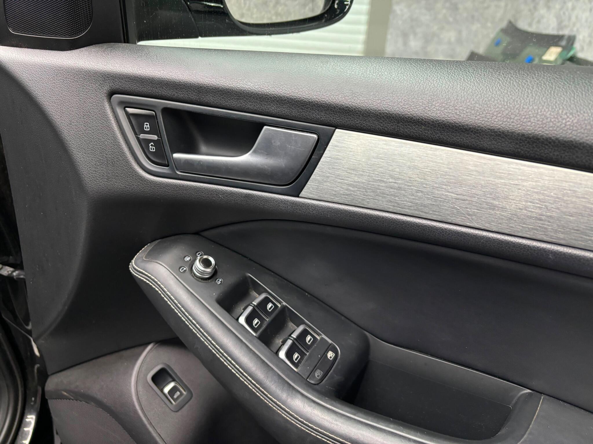 Audi Q5 view 23