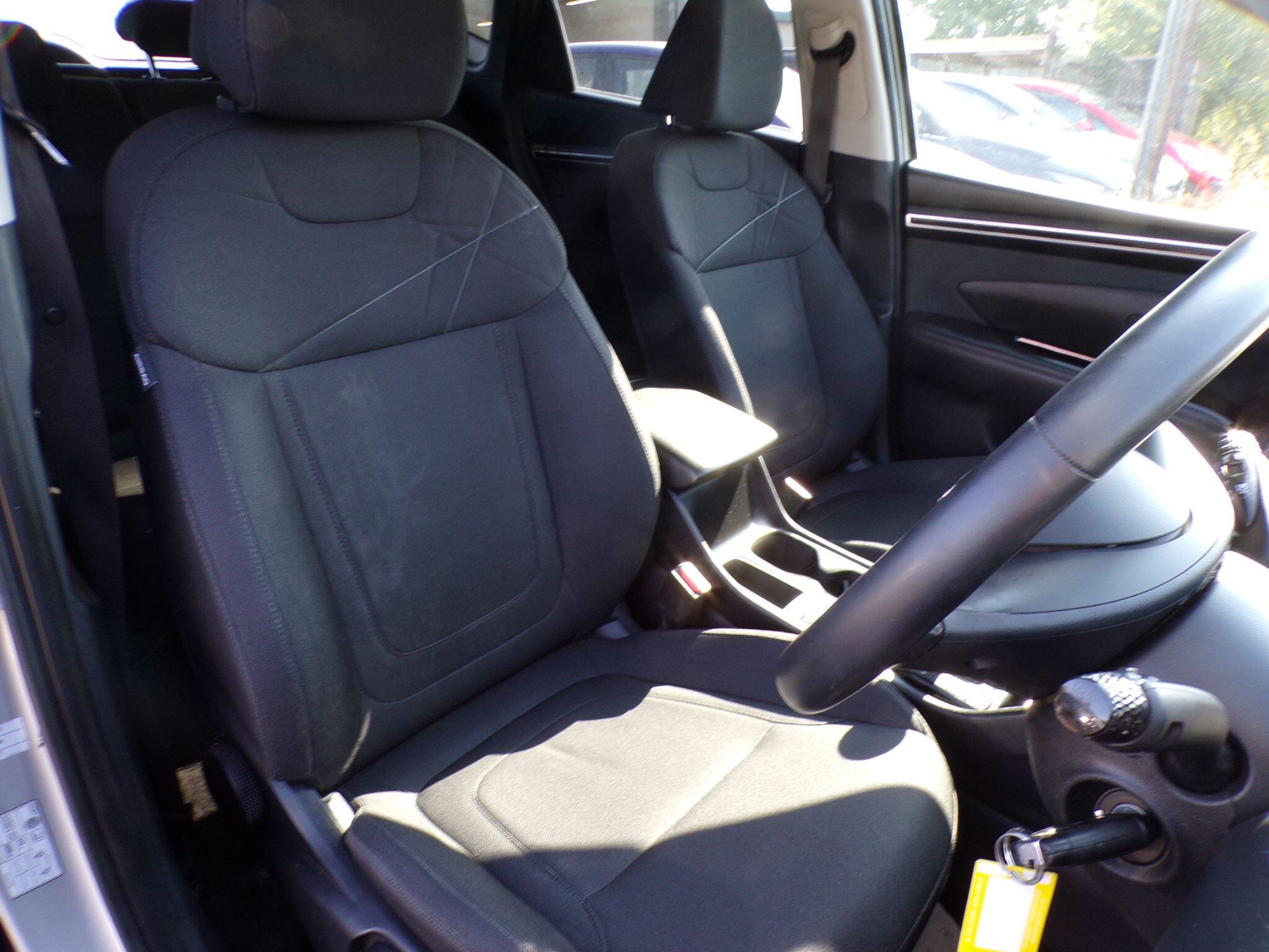 Hyundai Tucson view 15