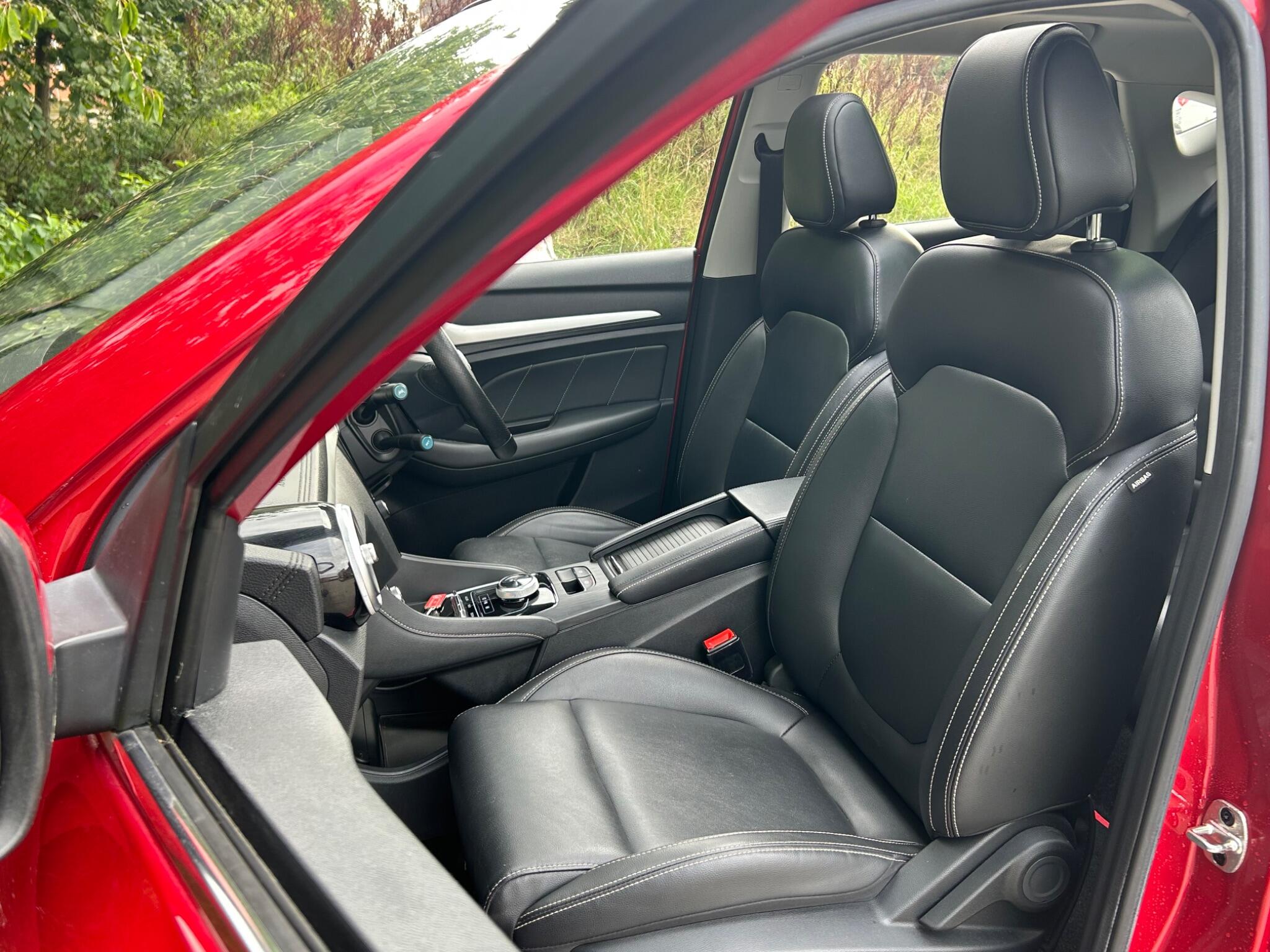 MG ZS view 55