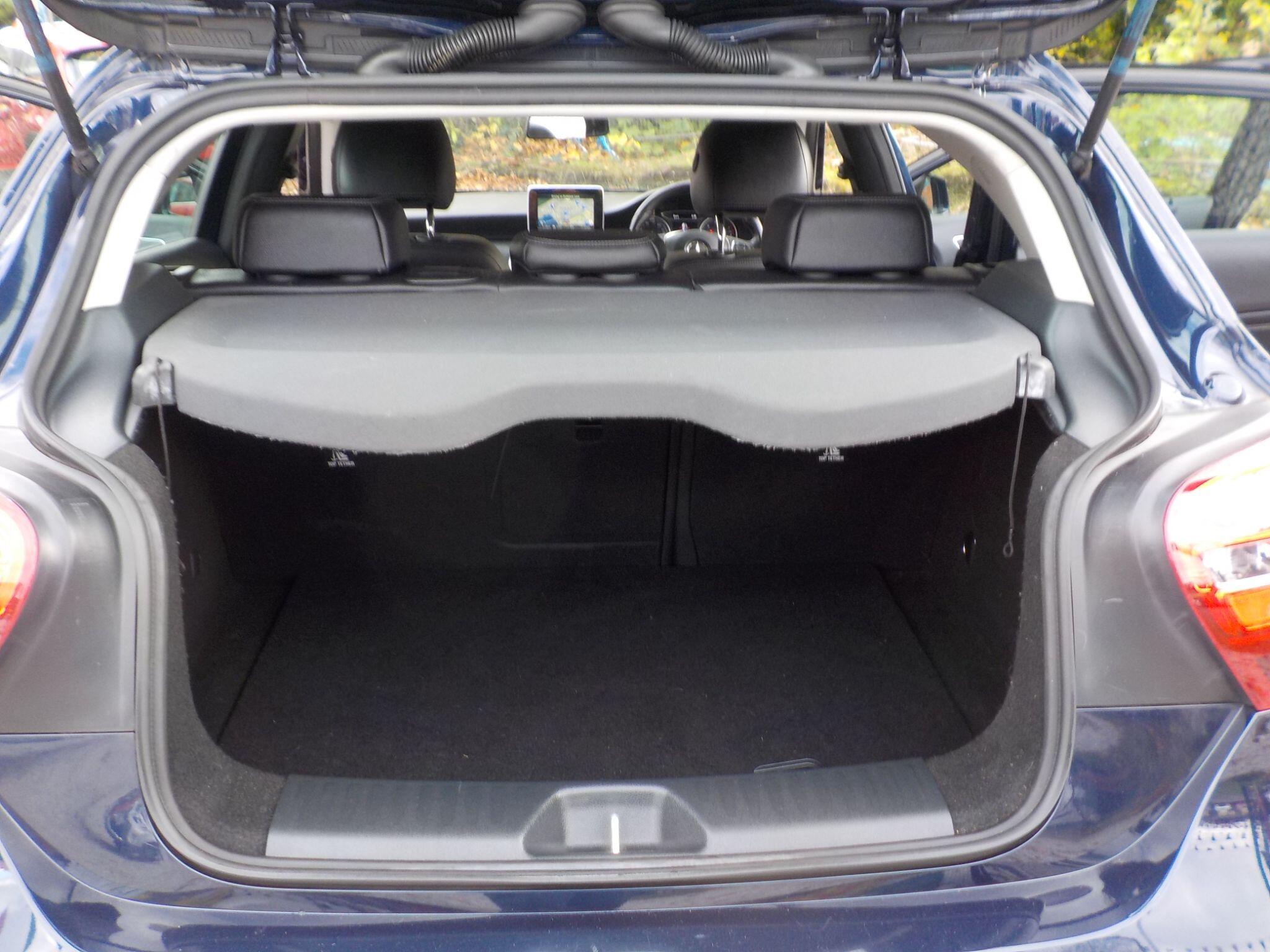 Mercedes-Benz A Class 1.6 A160 SE Euro 6 (s/s) 5dr