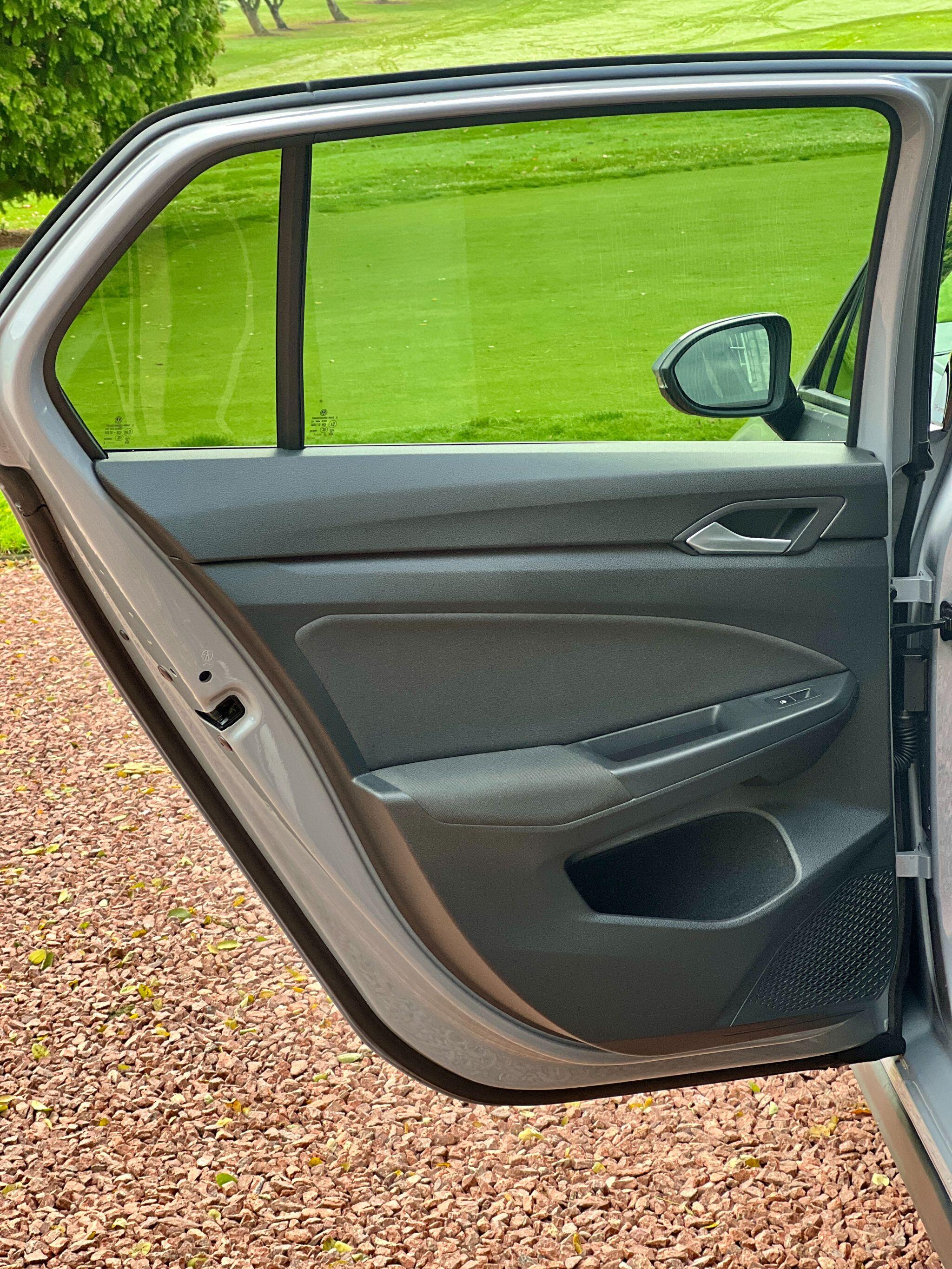 Volkswagen Golf view 31