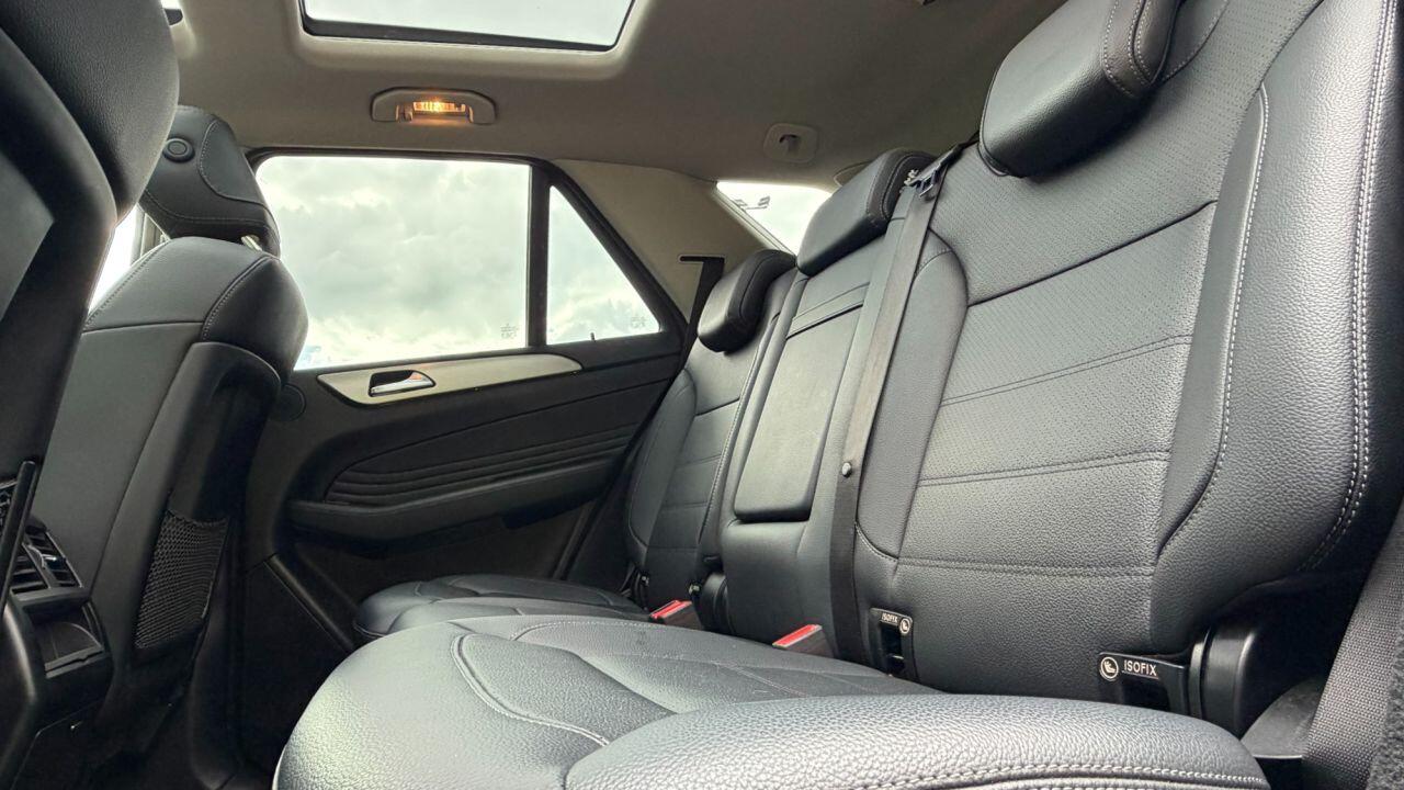 Mercedes-Benz Gle view 13