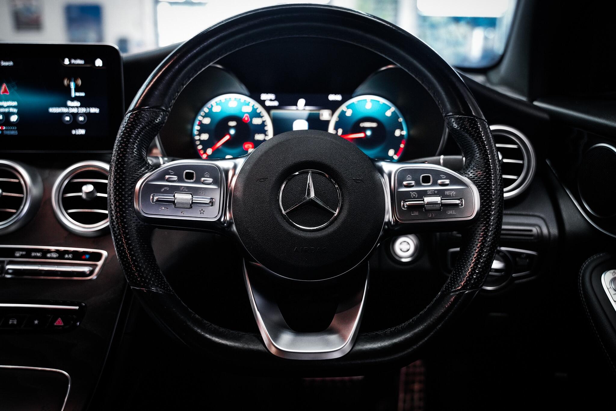 Mercedes-Benz GLC view 19