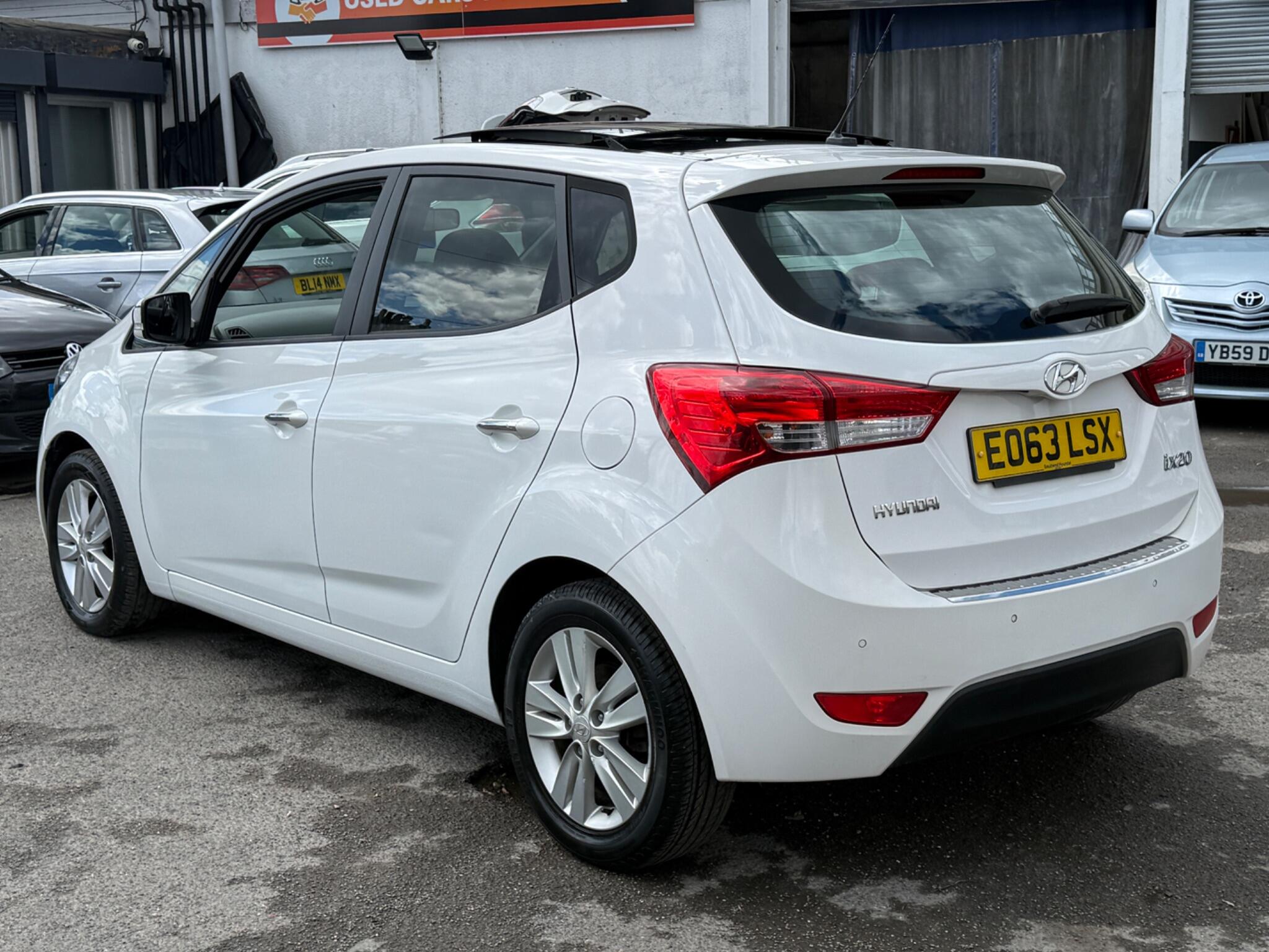 Hyundai ix20 - Image 16