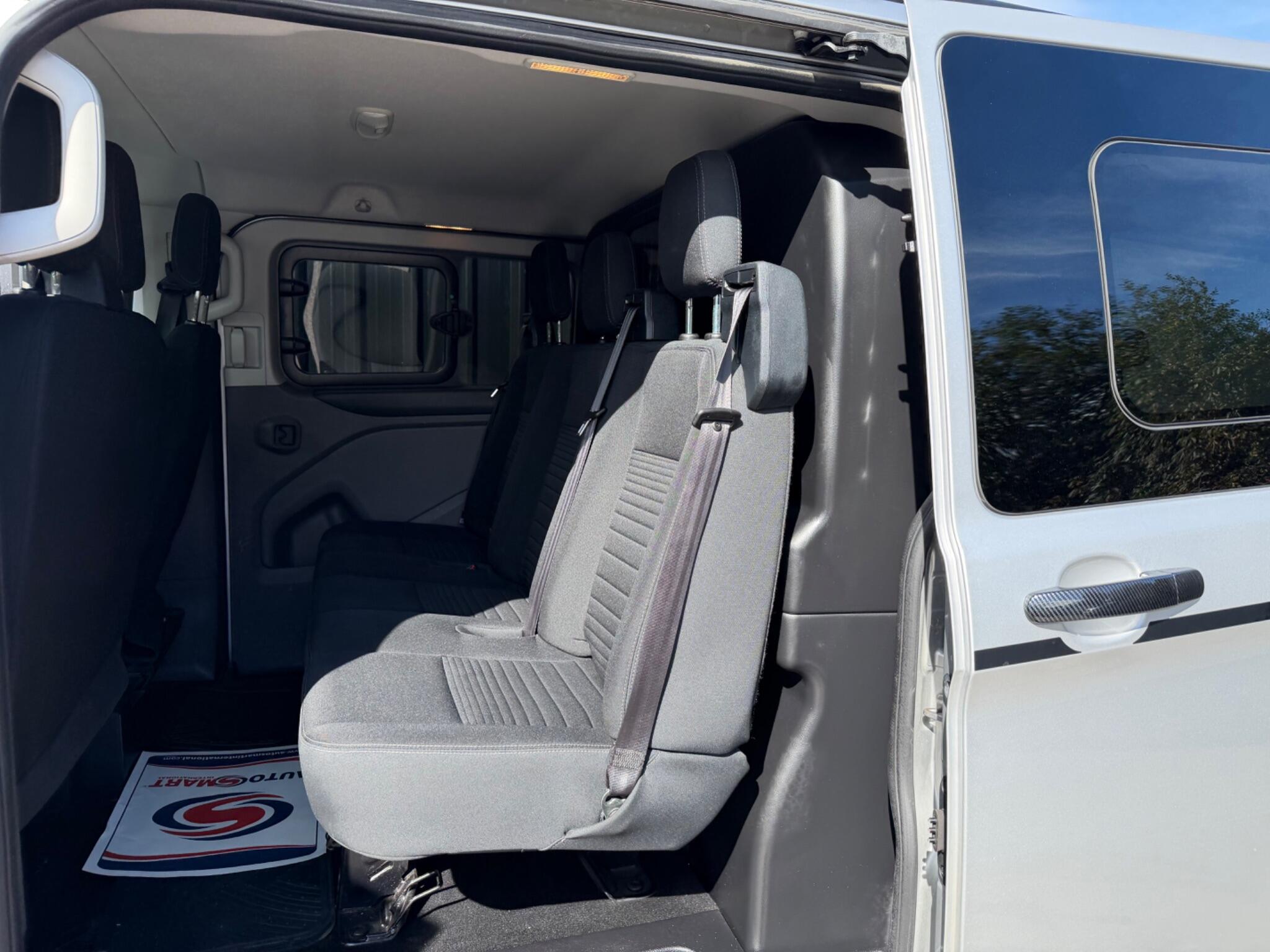 Ford Transit Custom view 27