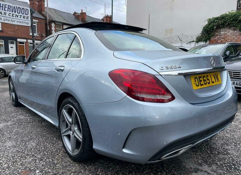 2015 Mercedes-Benz C Class image 9