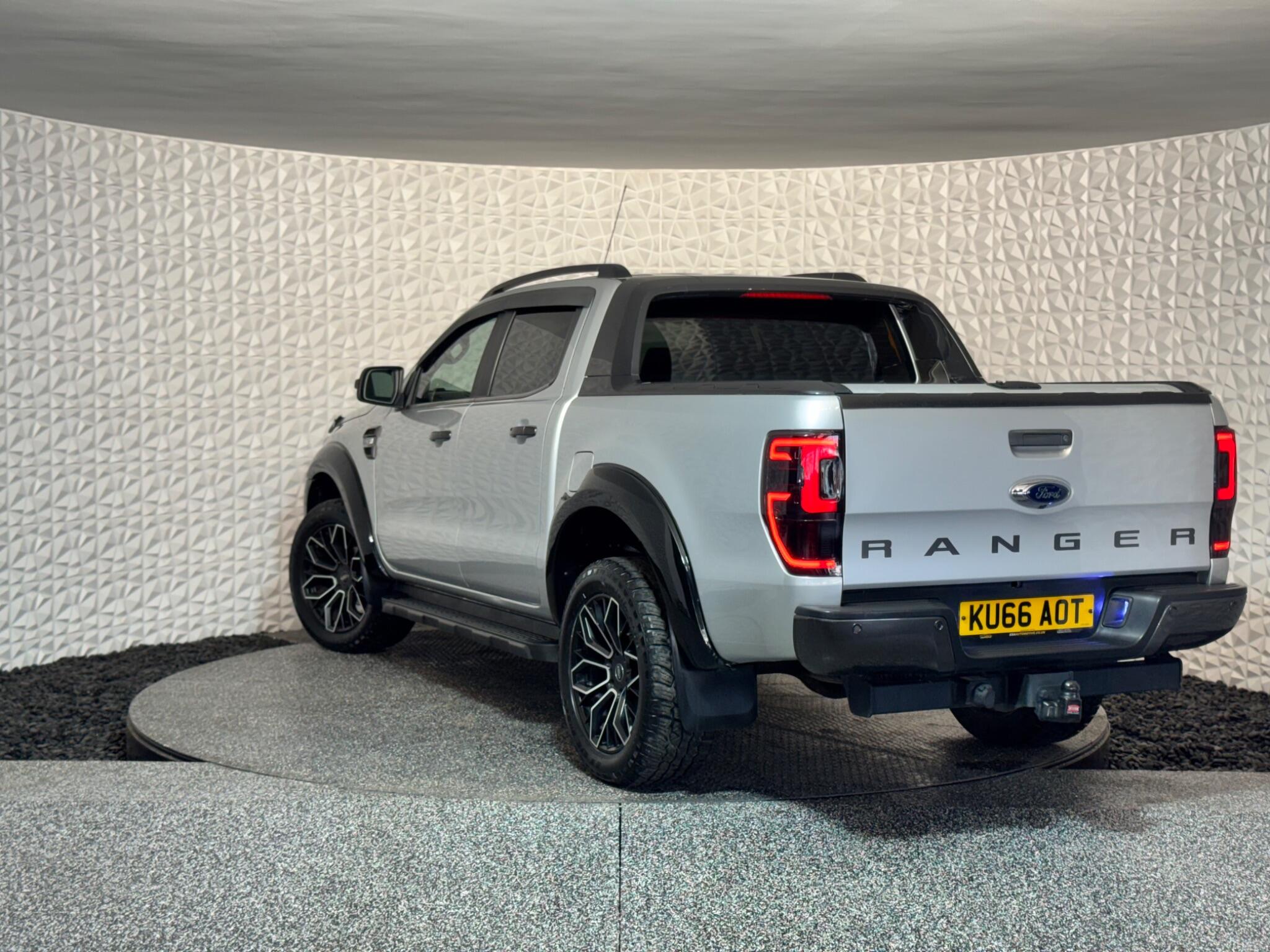 Ford Ranger view 3