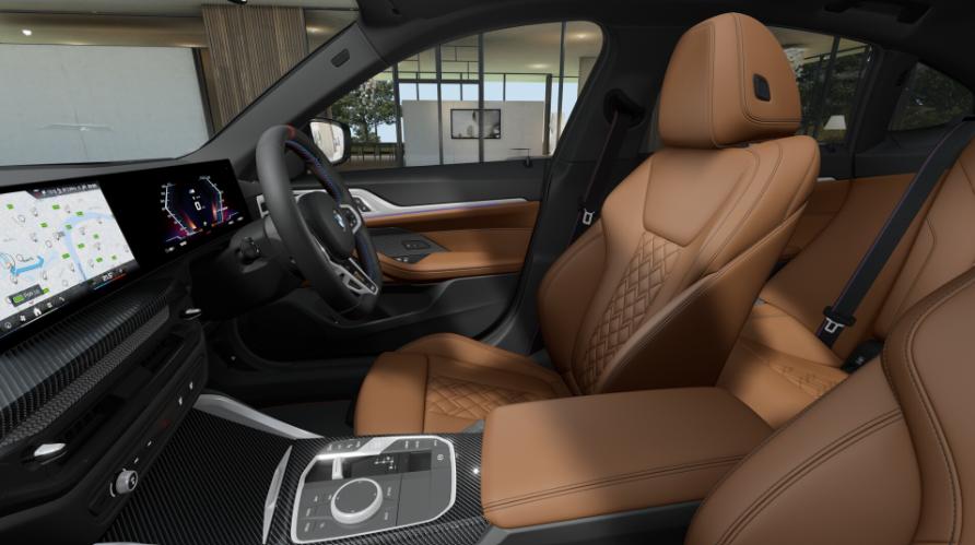 BMW i4 view 5