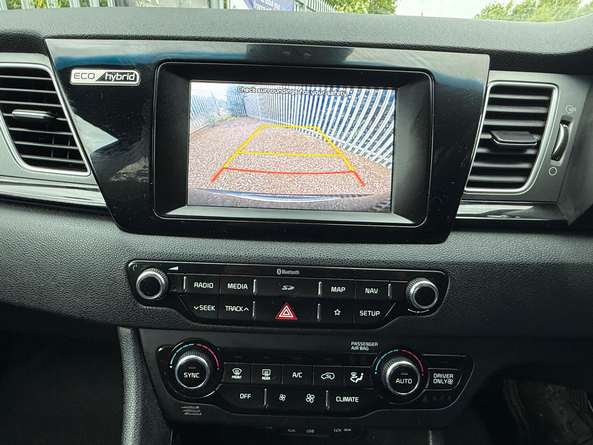 2018 Kia Niro image 38