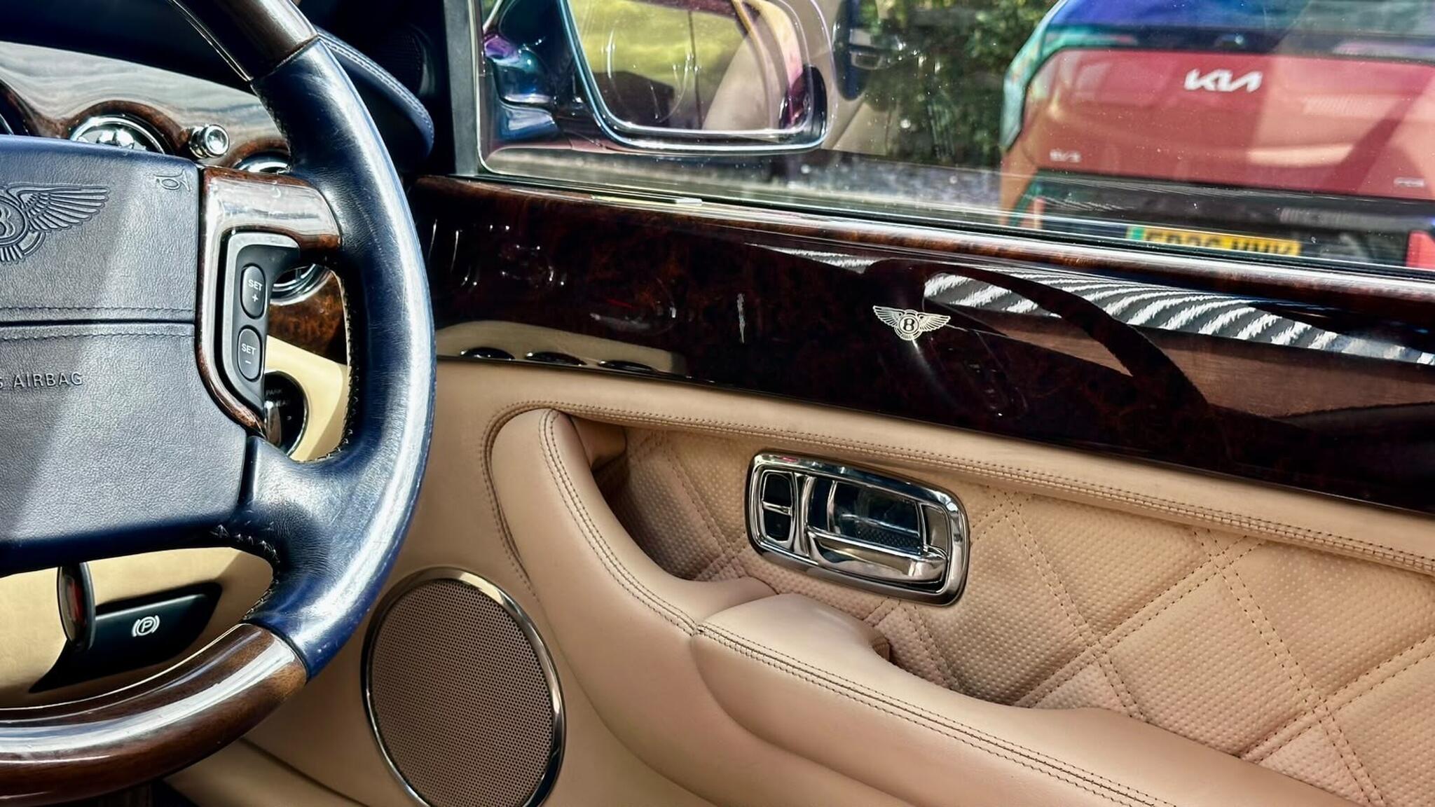 Bentley Arnage view 44