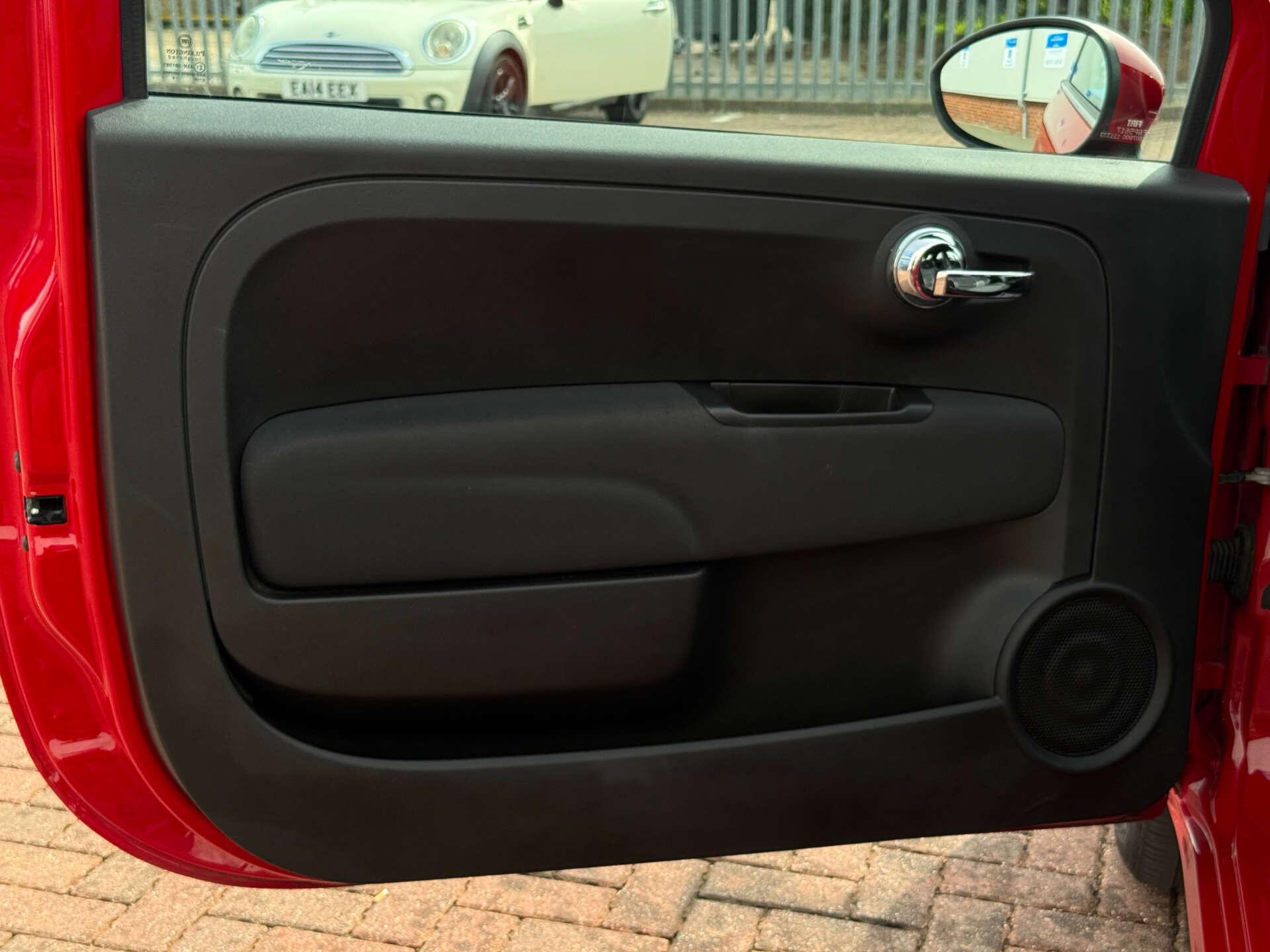 Fiat 500 view 31