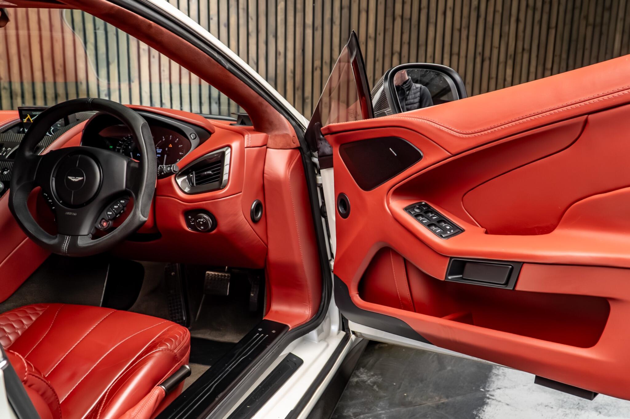 Aston Martin Vanquish view 31
