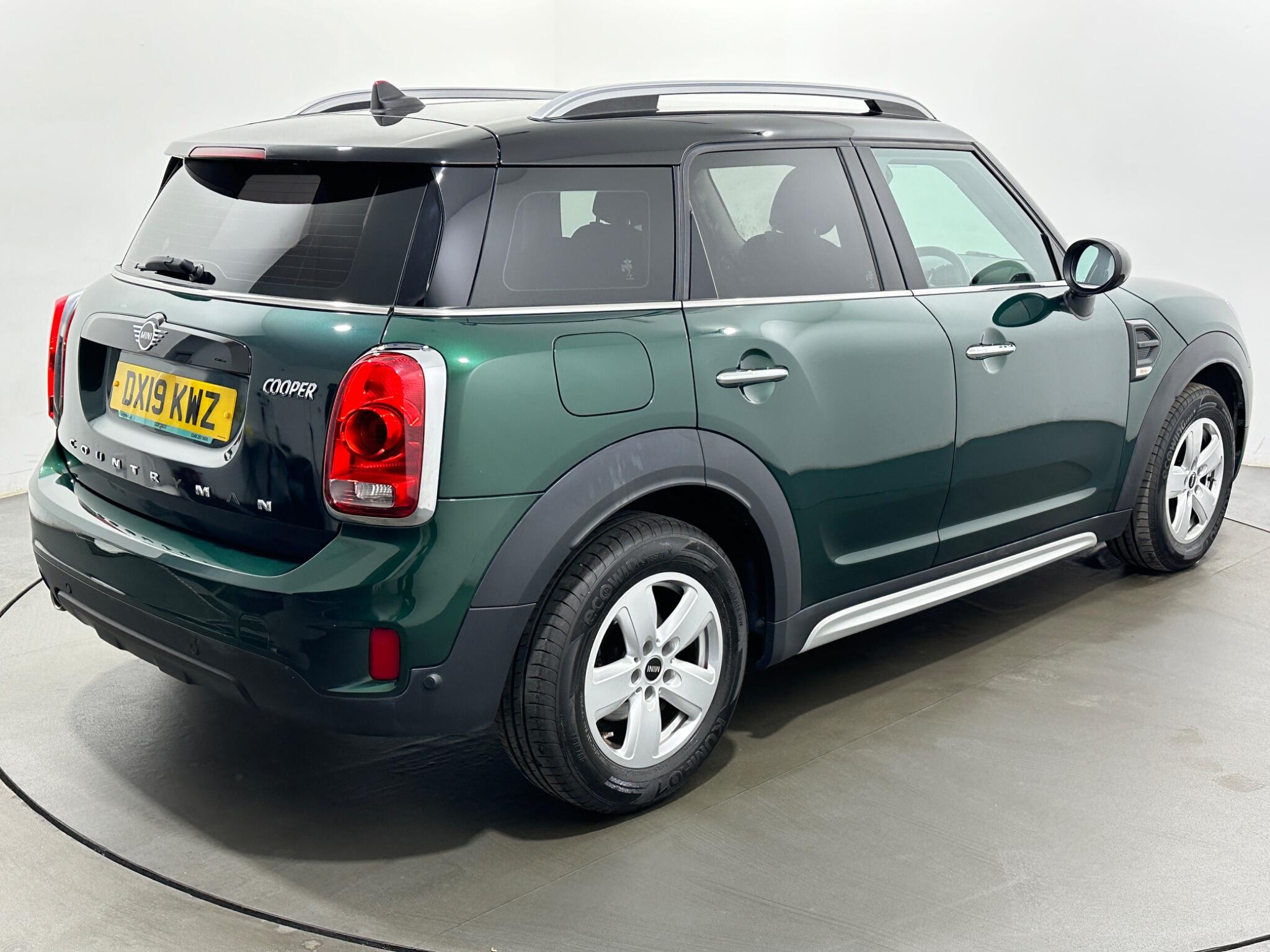 Mini Countryman view 52
