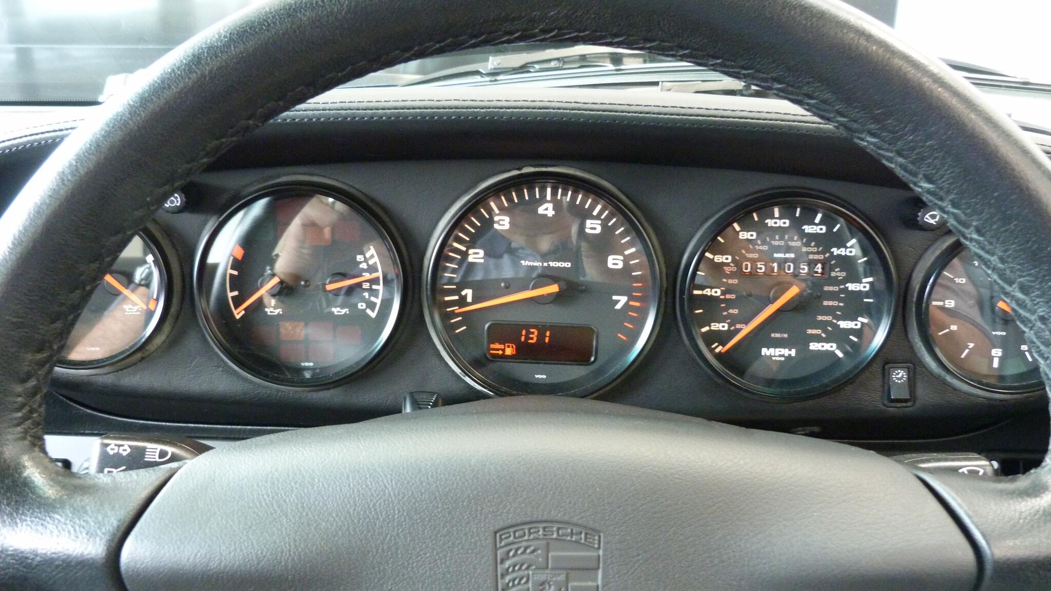 Porsche 911 view 22