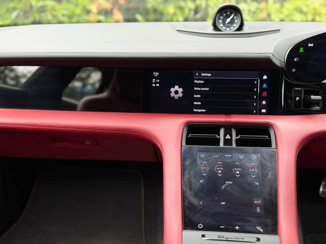 Porsche Taycan view 26