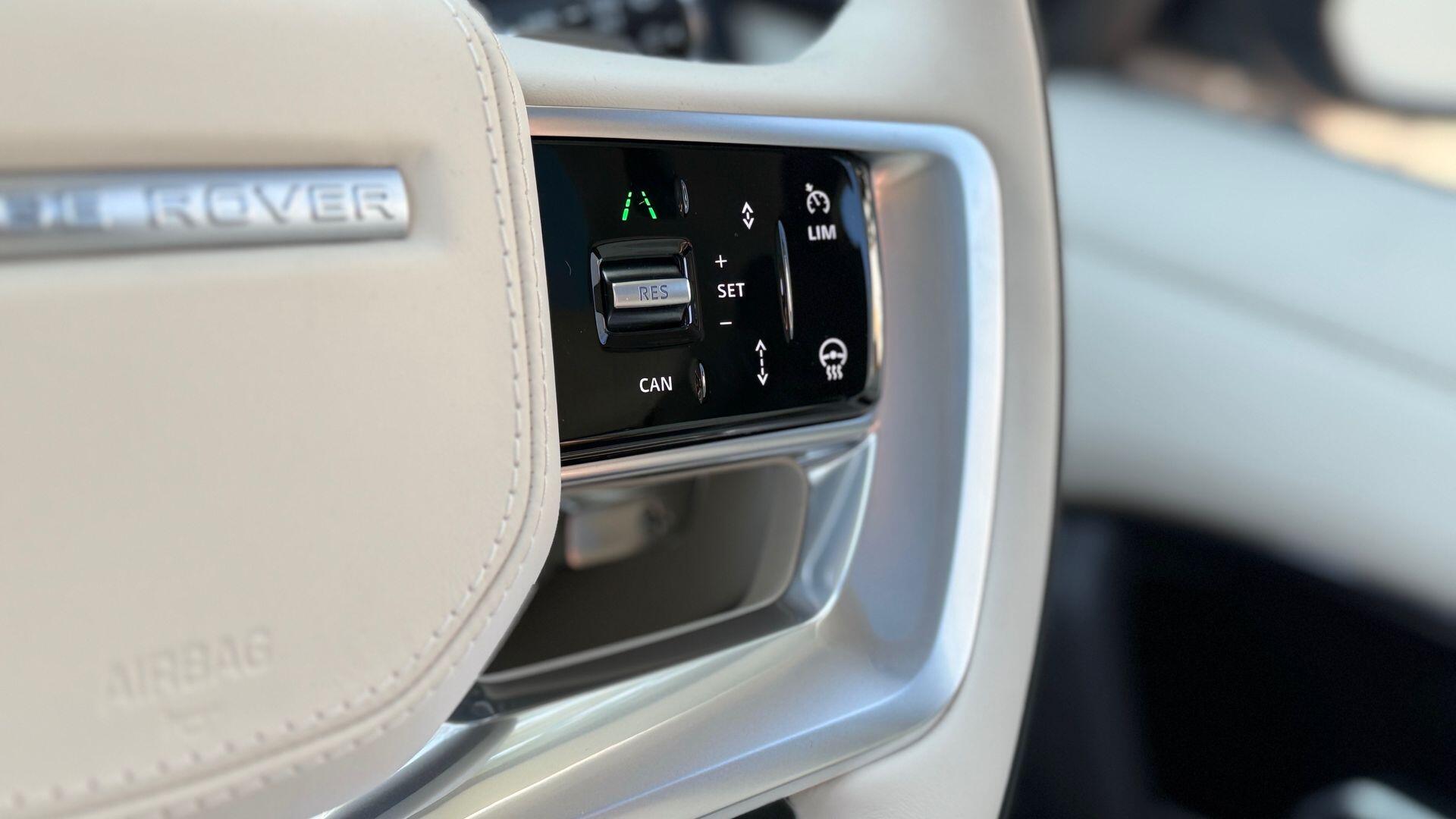 Land Rover Range Rover view 14