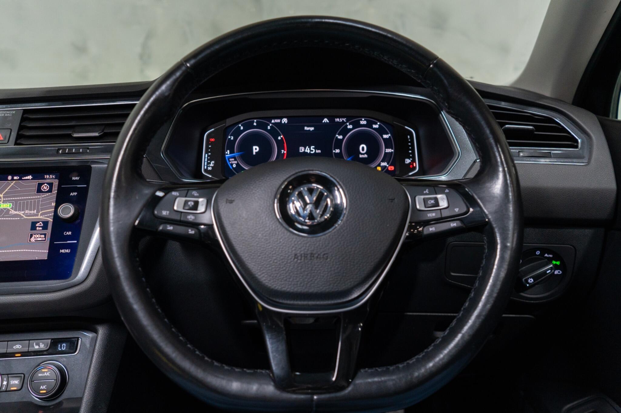 Volkswagen Tiguan Allspace view 40