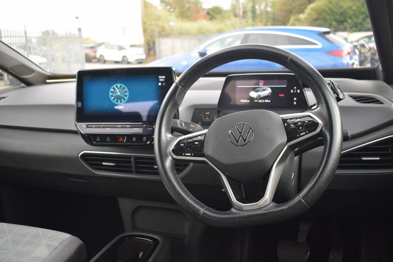 Volkswagen Id.3 view 3