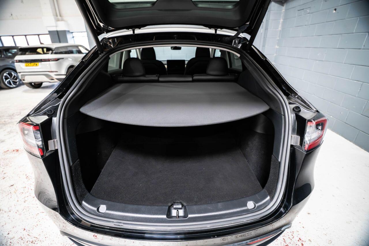 Tesla Model Y view 39