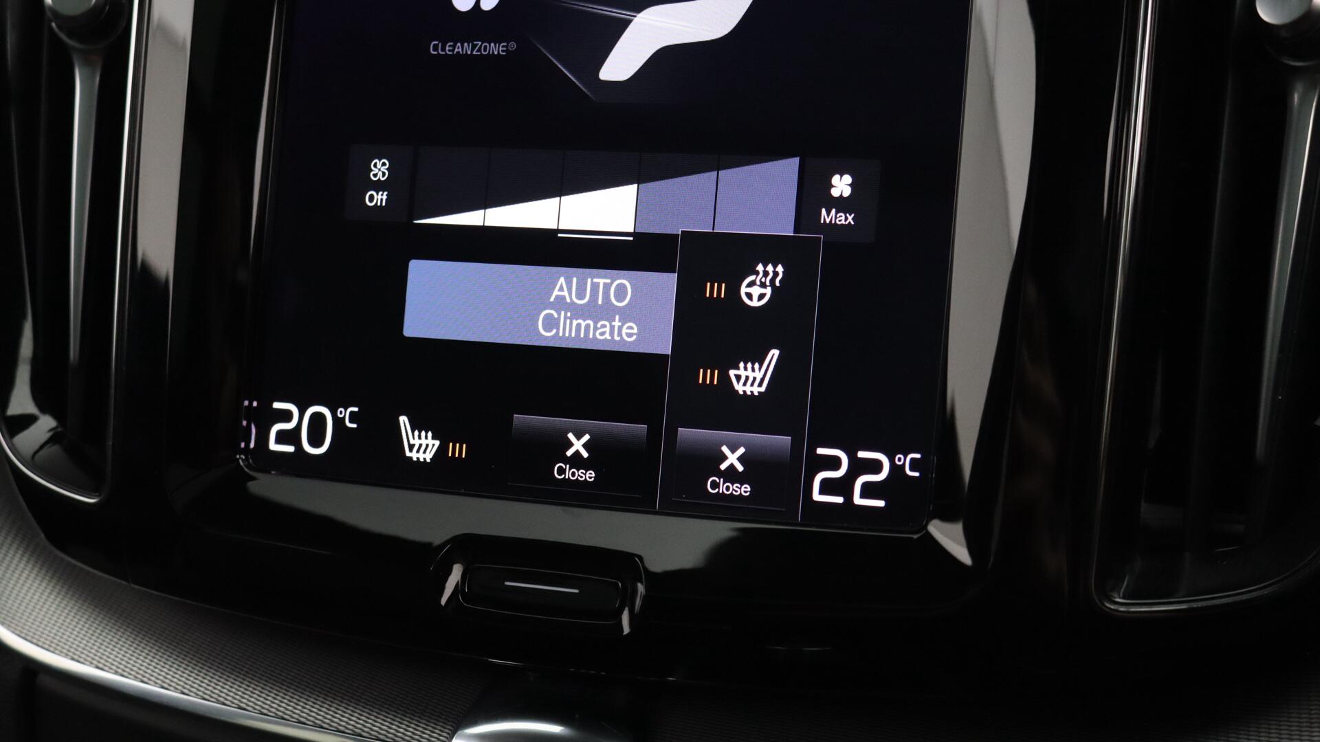 Volvo XC60 view 45