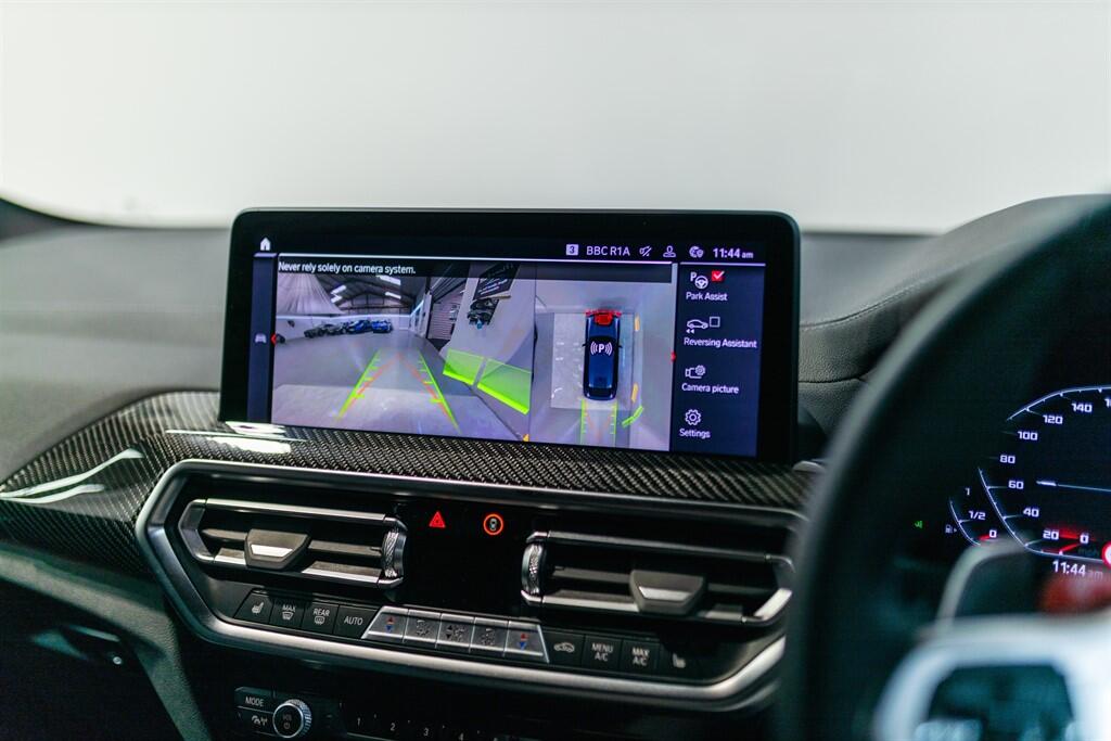 BMW X4 M view 38