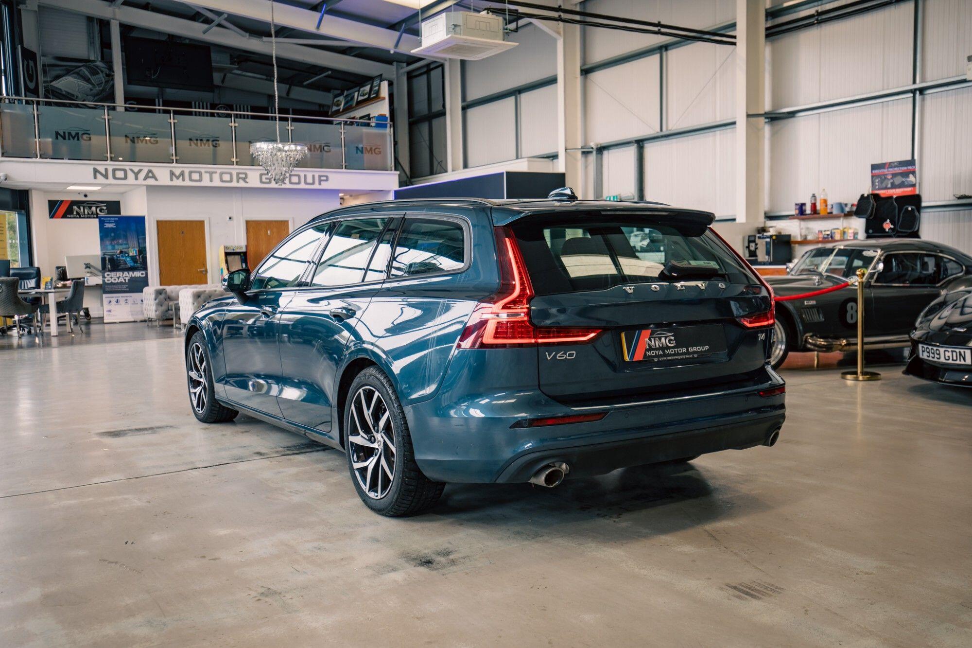 Volvo V60 view 28
