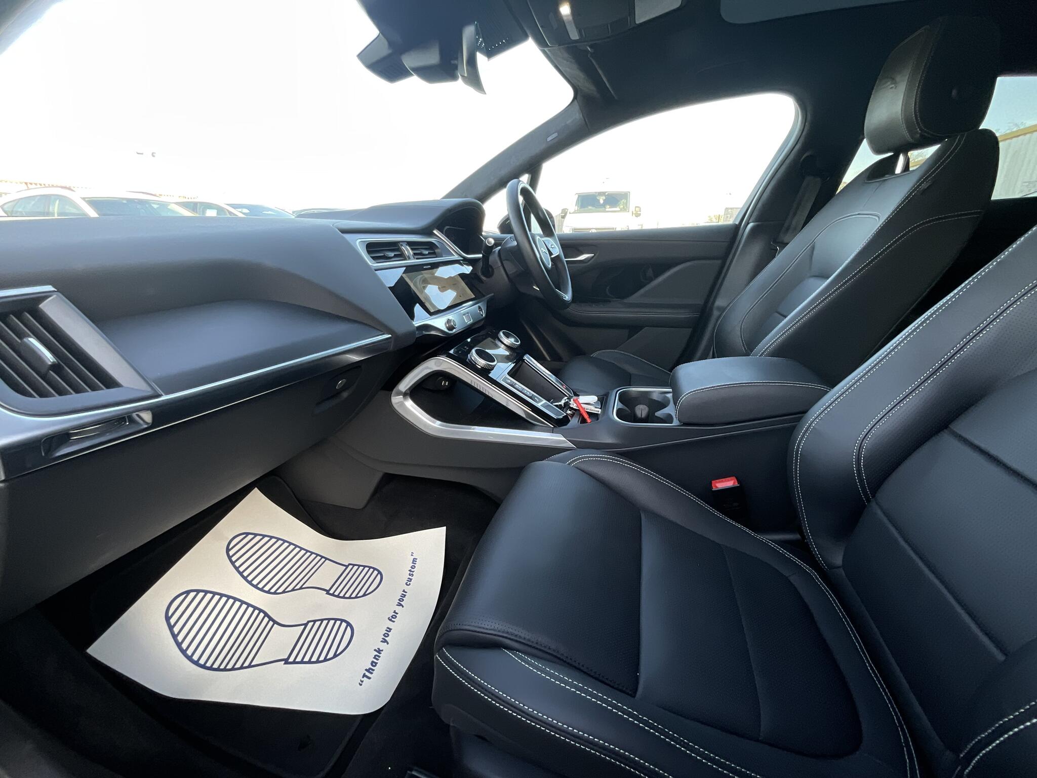 Jaguar I-Pace view 38