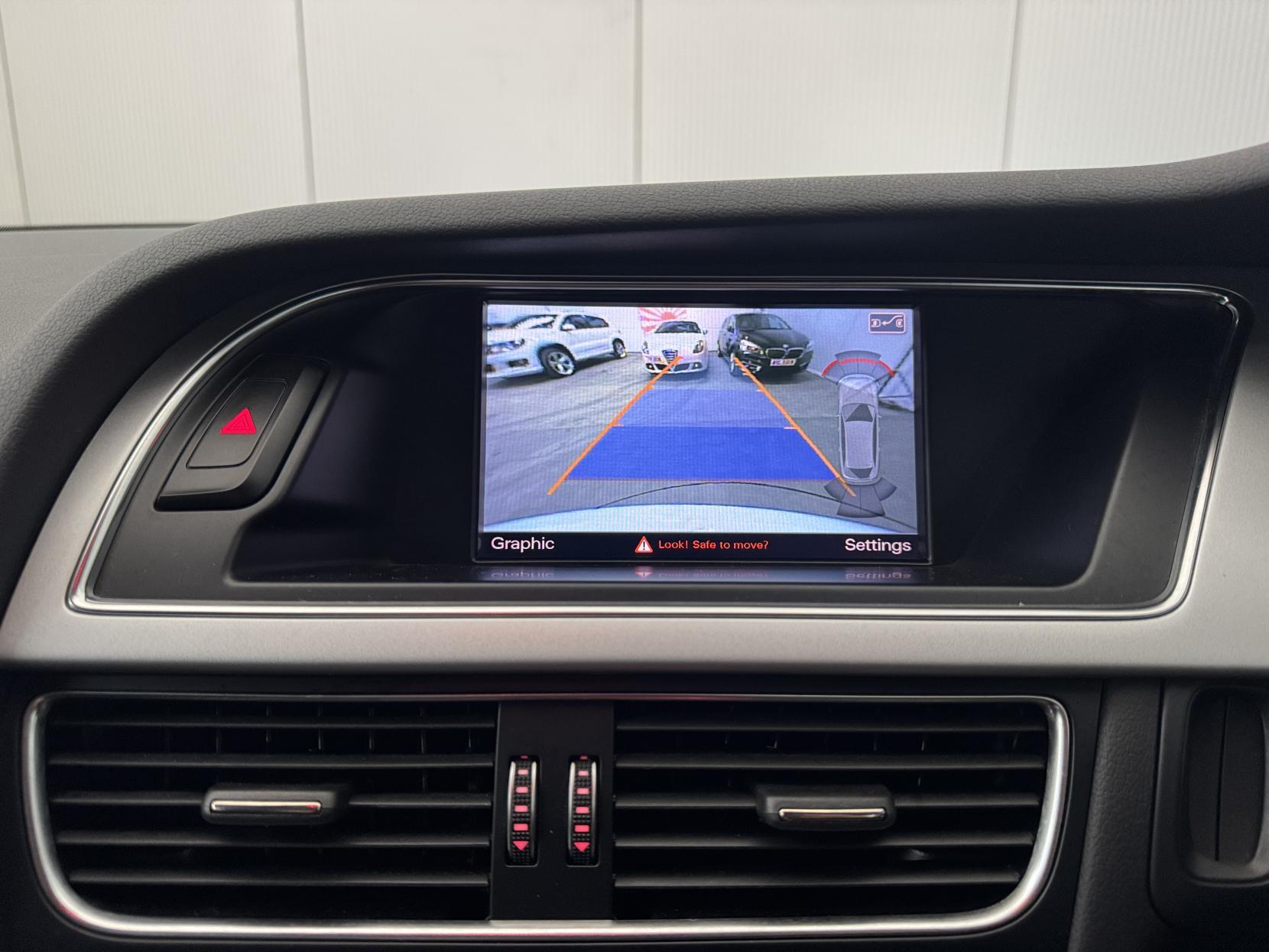 Audi A4 Avant view 85