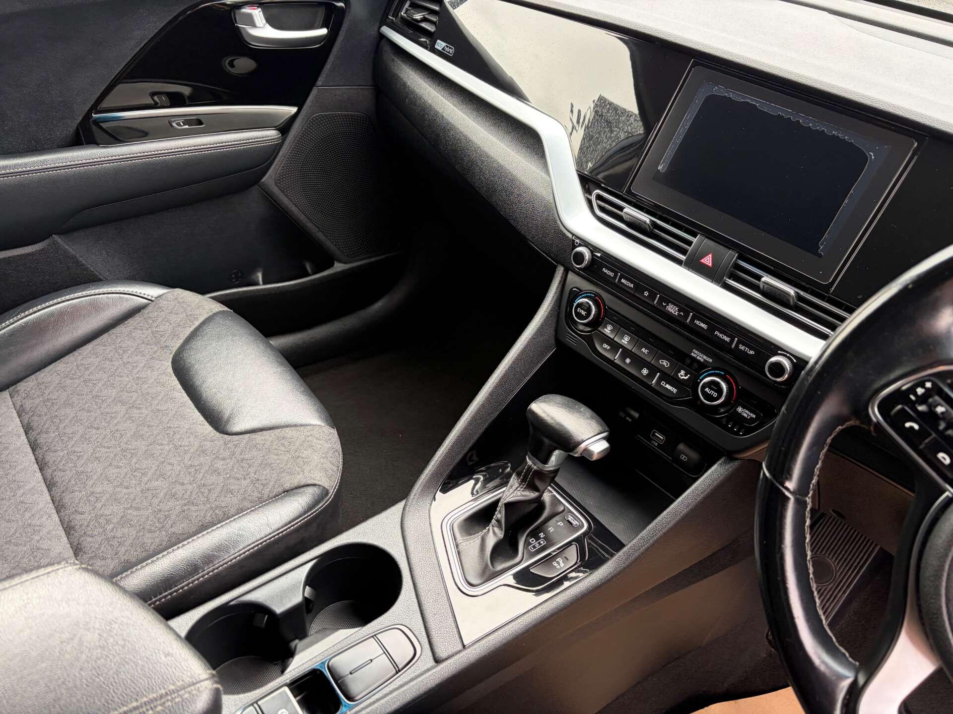 Kia Niro view 37
