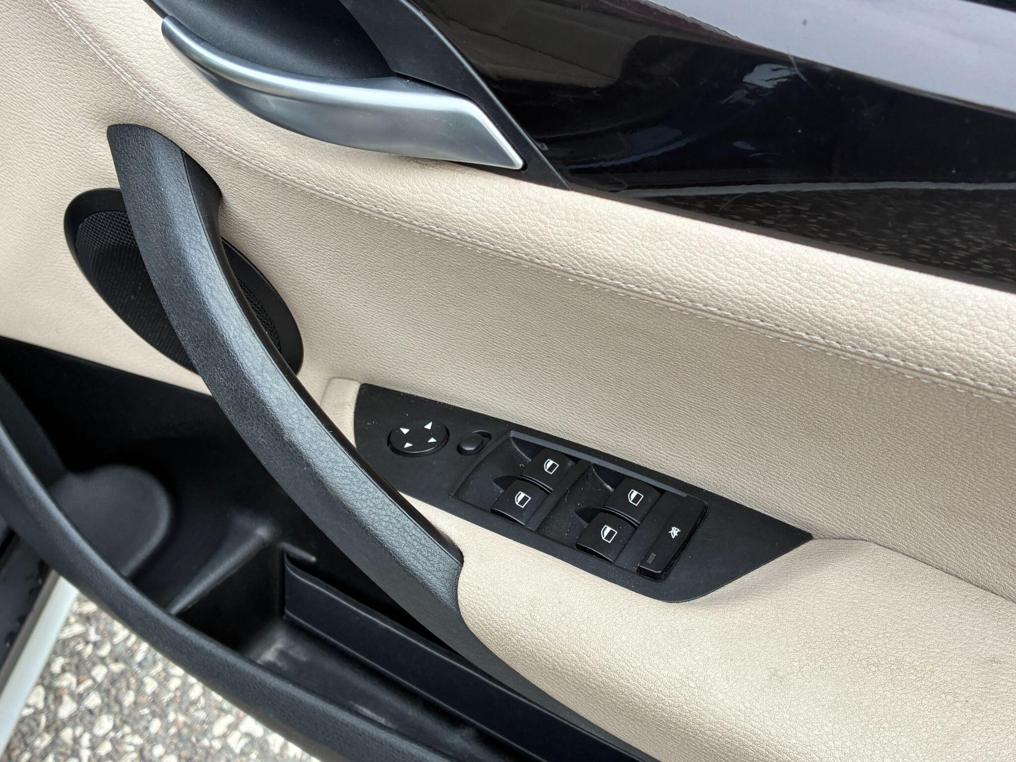 BMW X1 view 18