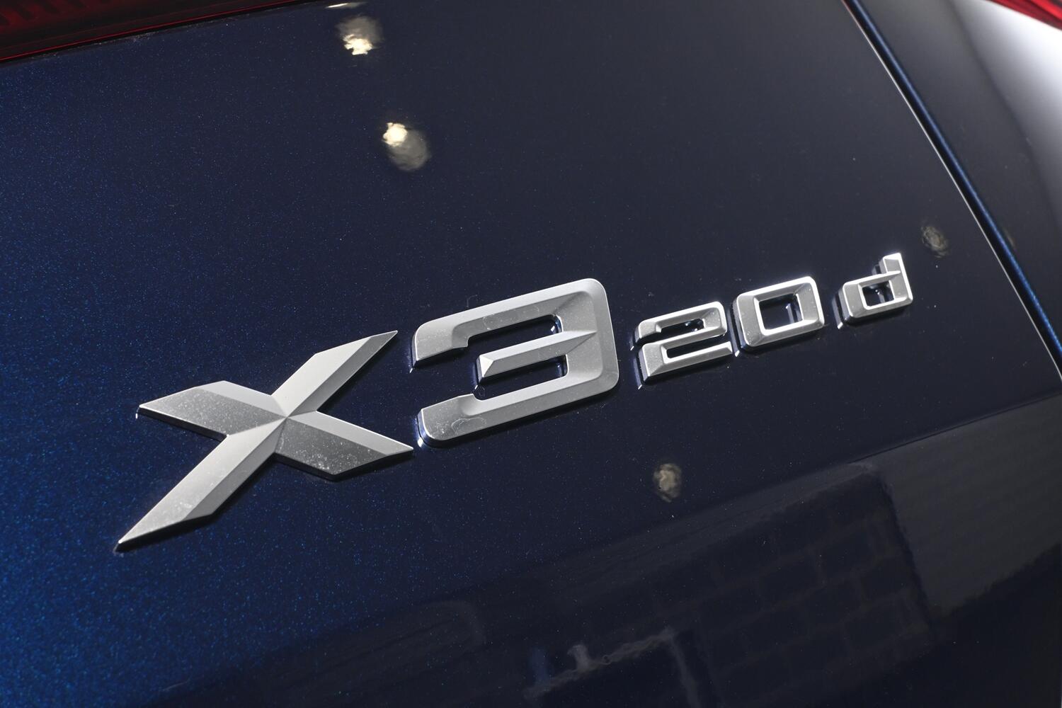 BMW X3 view 25