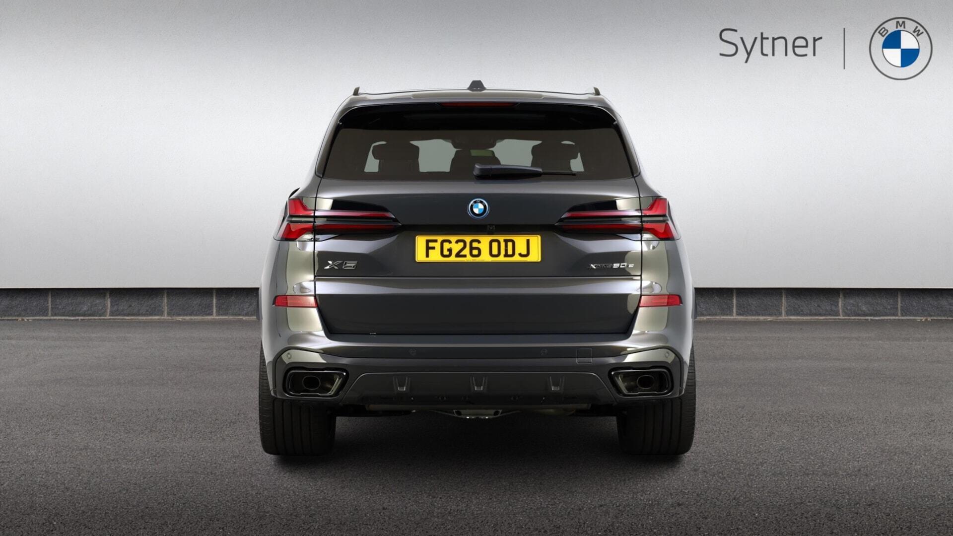 BMW X5 view 15