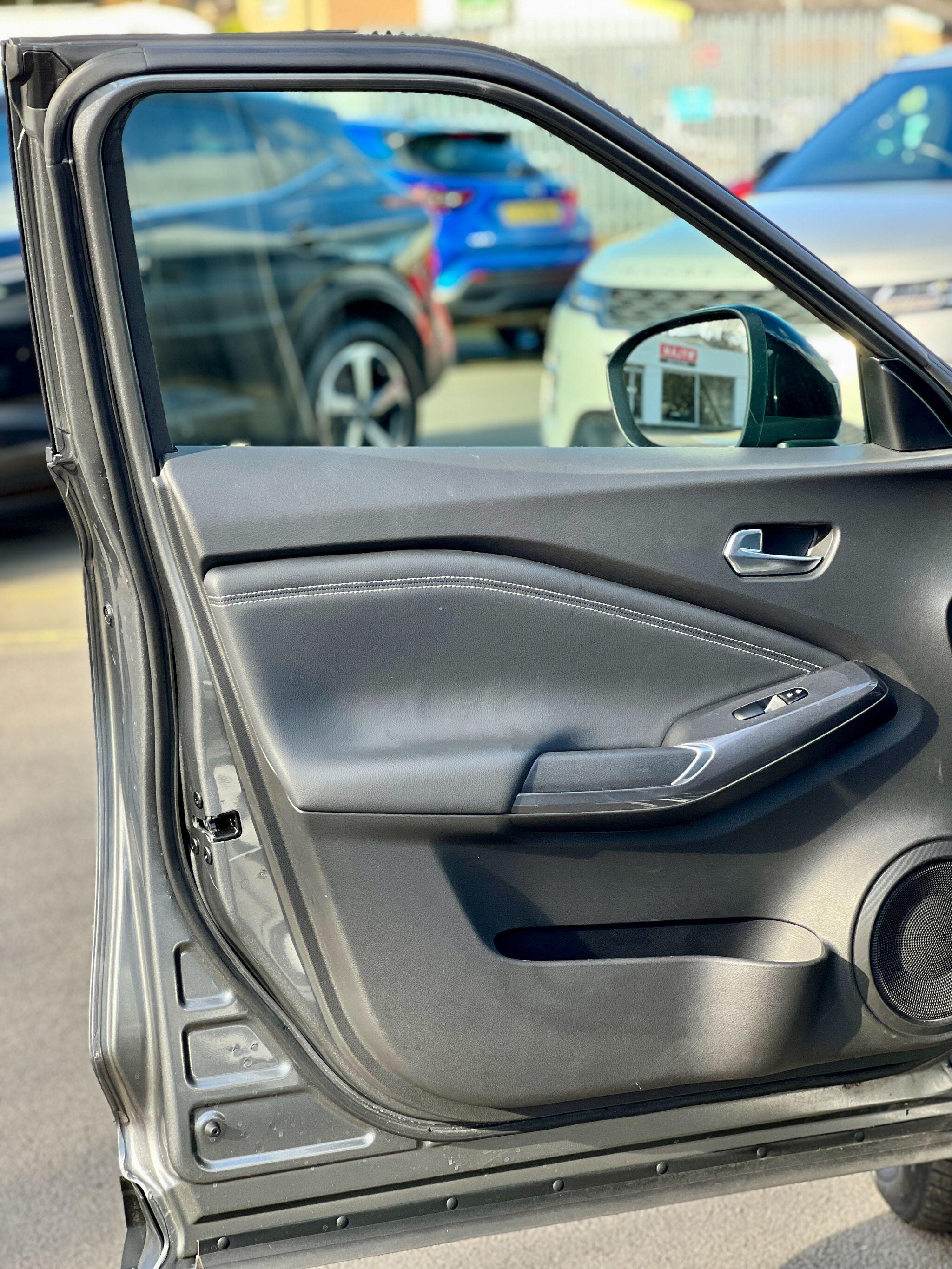 Nissan Juke view 22
