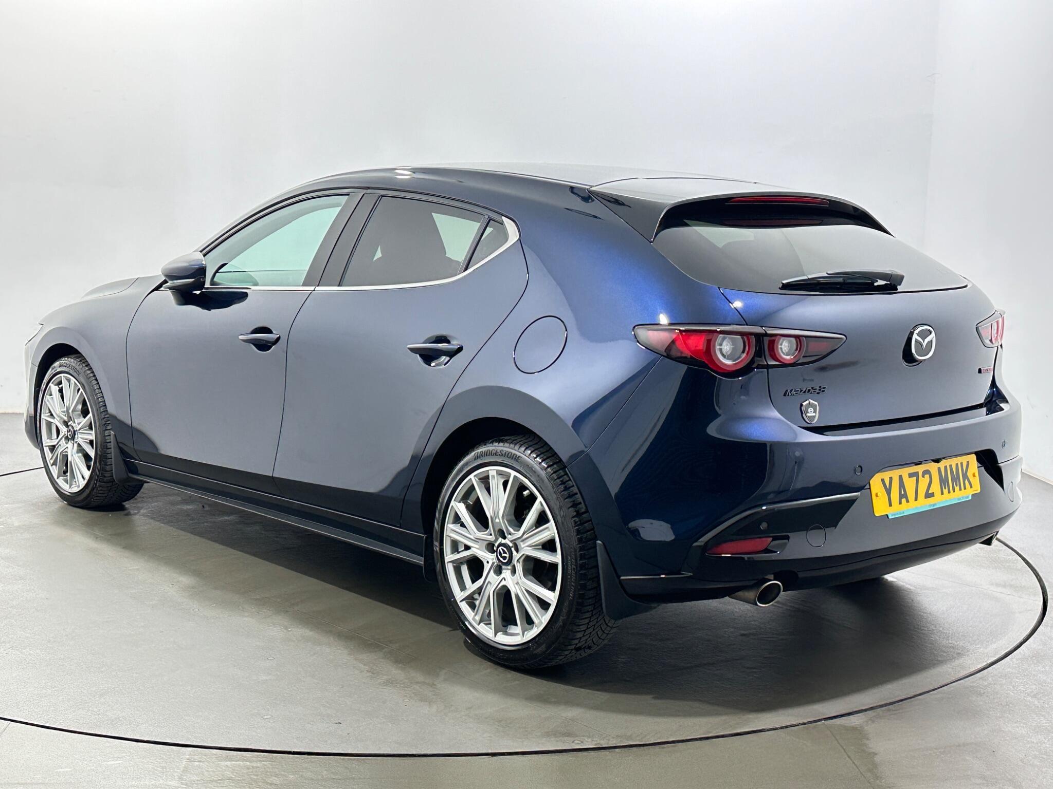 Mazda Mazda3 view 6