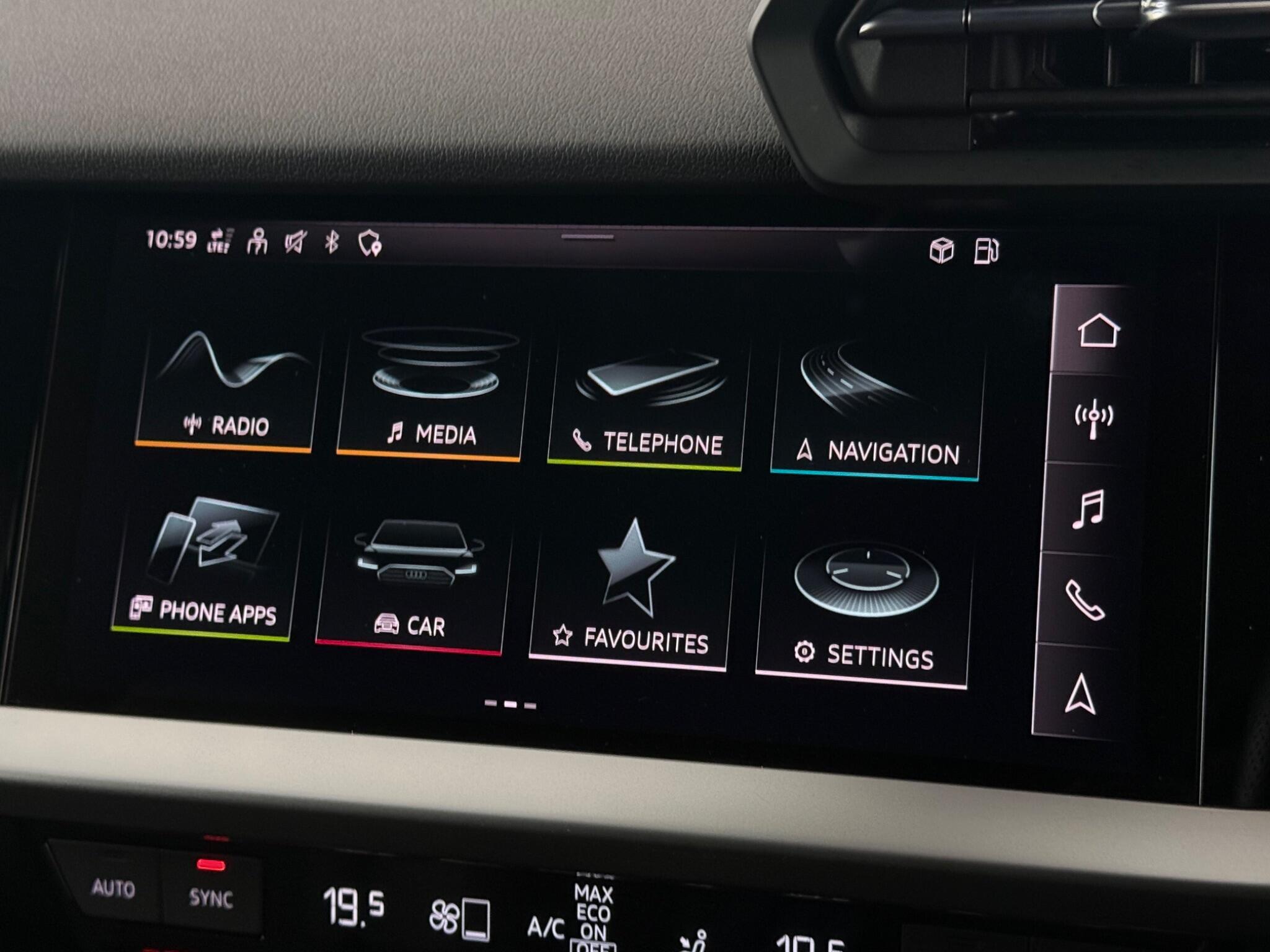 Audi A3 view 21