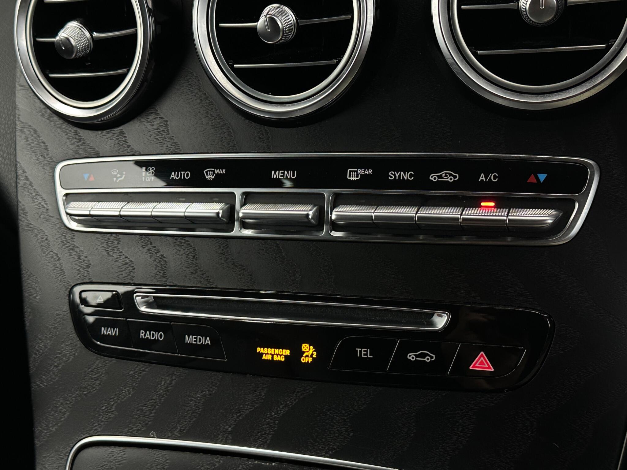 Mercedes-Benz GLC view 23