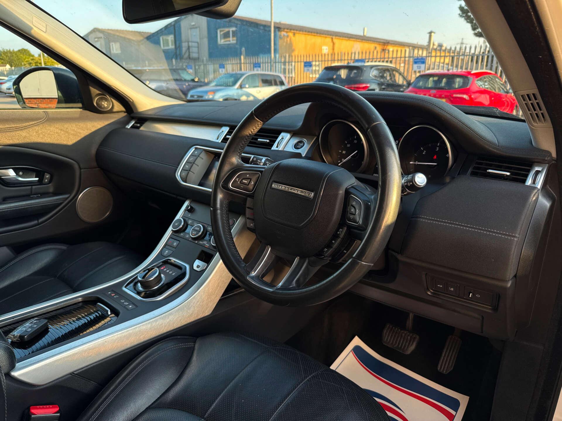 Land Rover Range Rover Evoque view 13