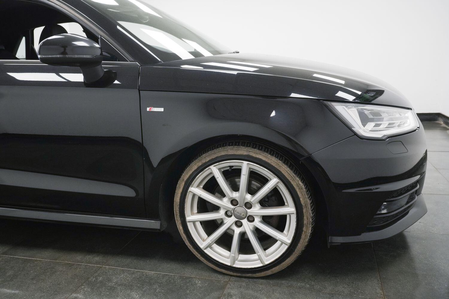 Audi A1 view 5