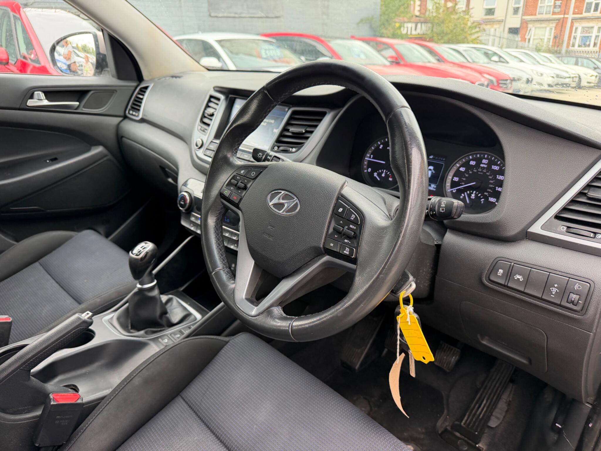 Hyundai Tucson view 10