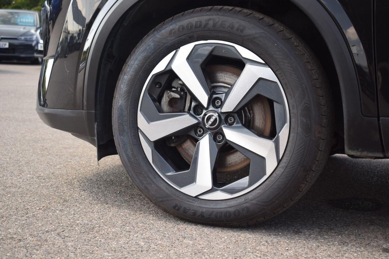 Nissan Qashqai view 14