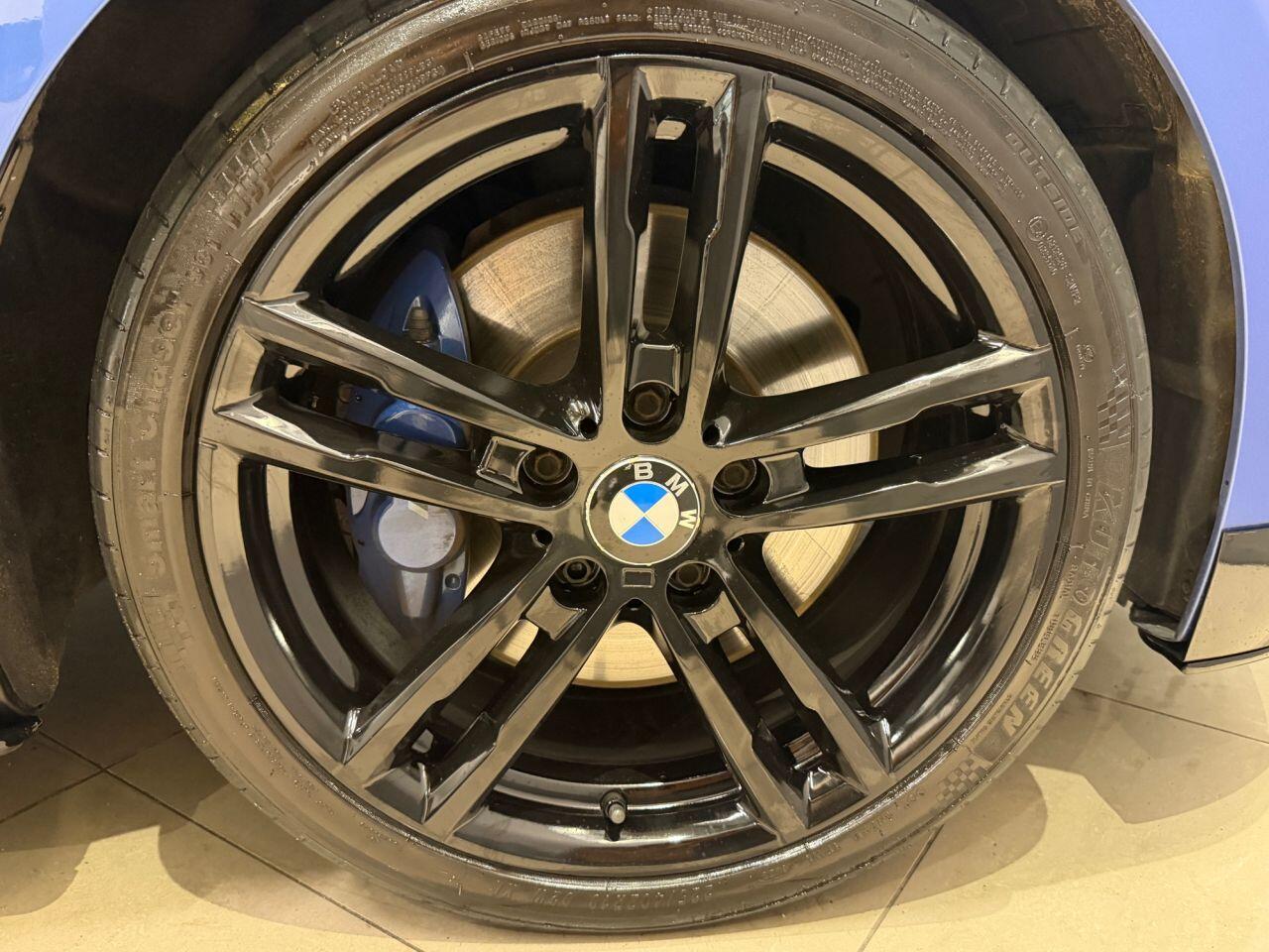 BMW 1 Series view 35
