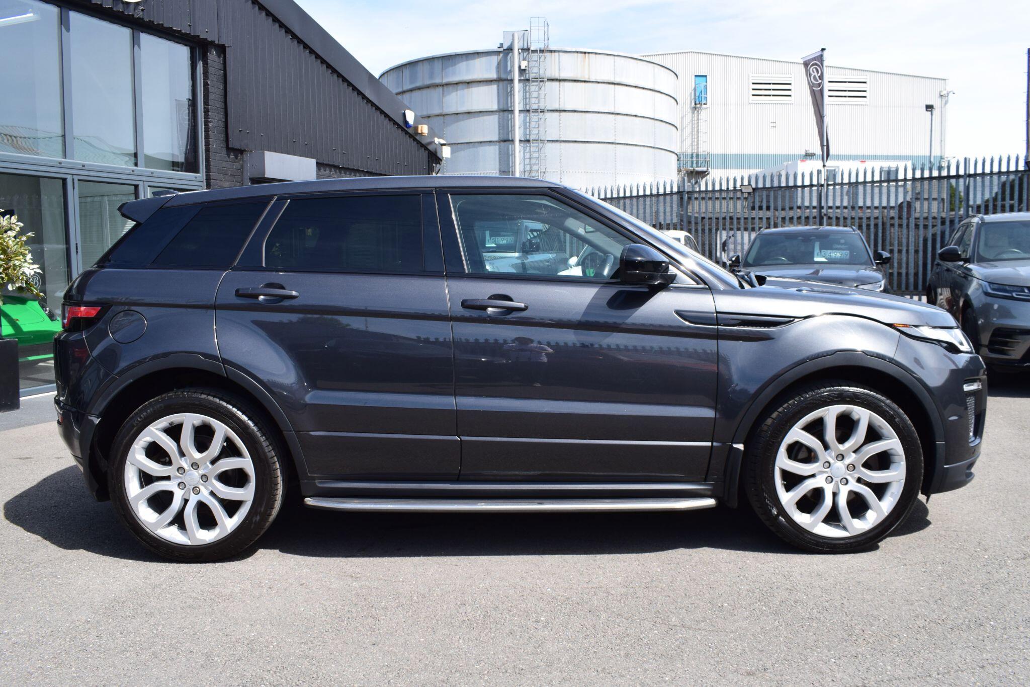 Land Rover Range Rover Evoque view 4