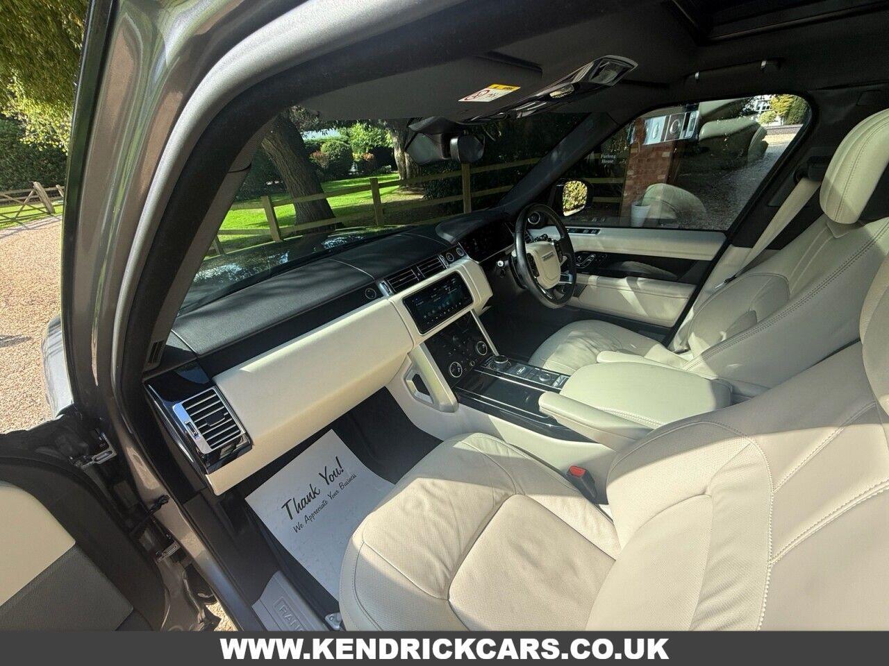Land Rover Range Rover view 11