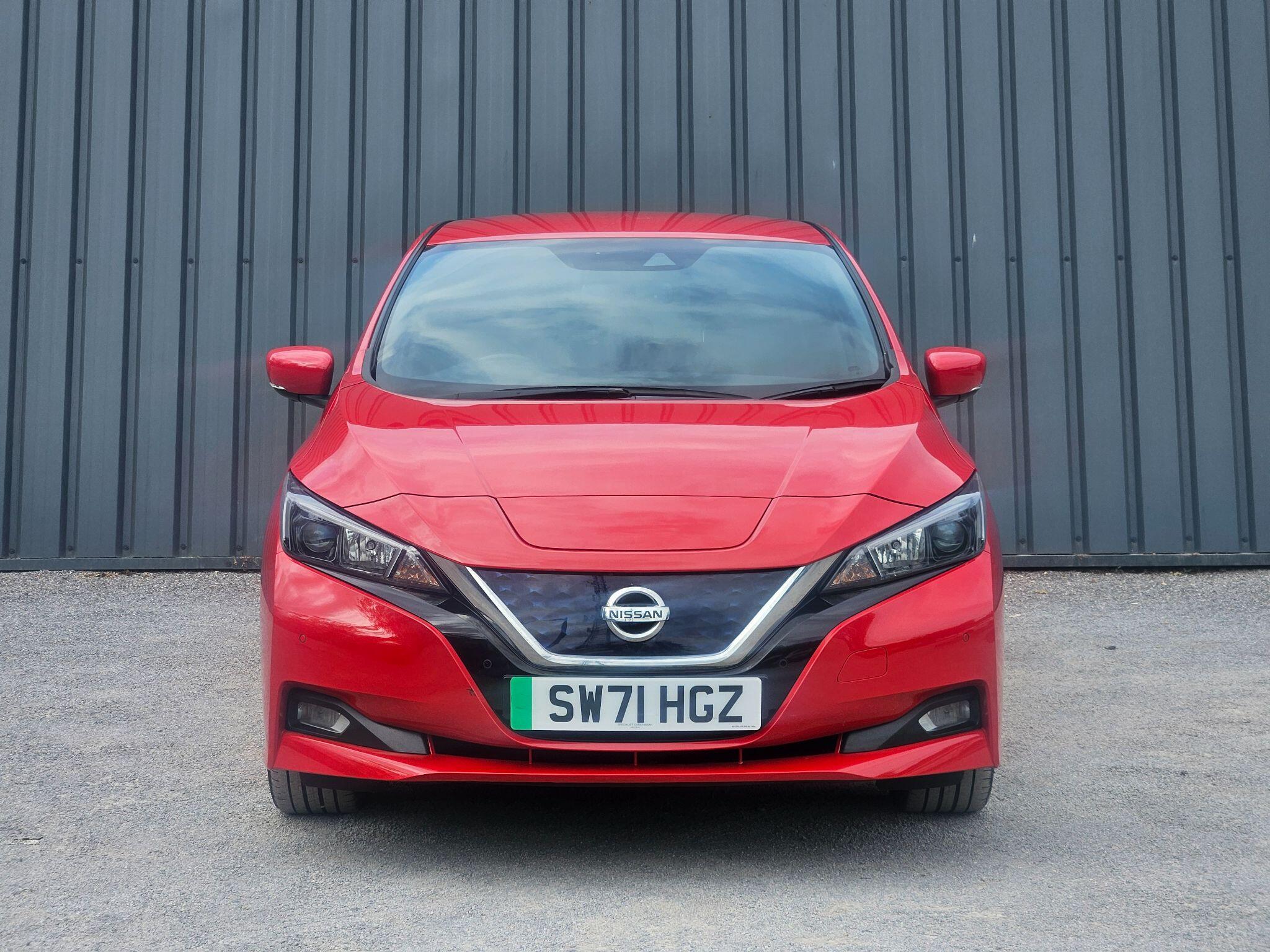 2022 Nissan Leaf image 2