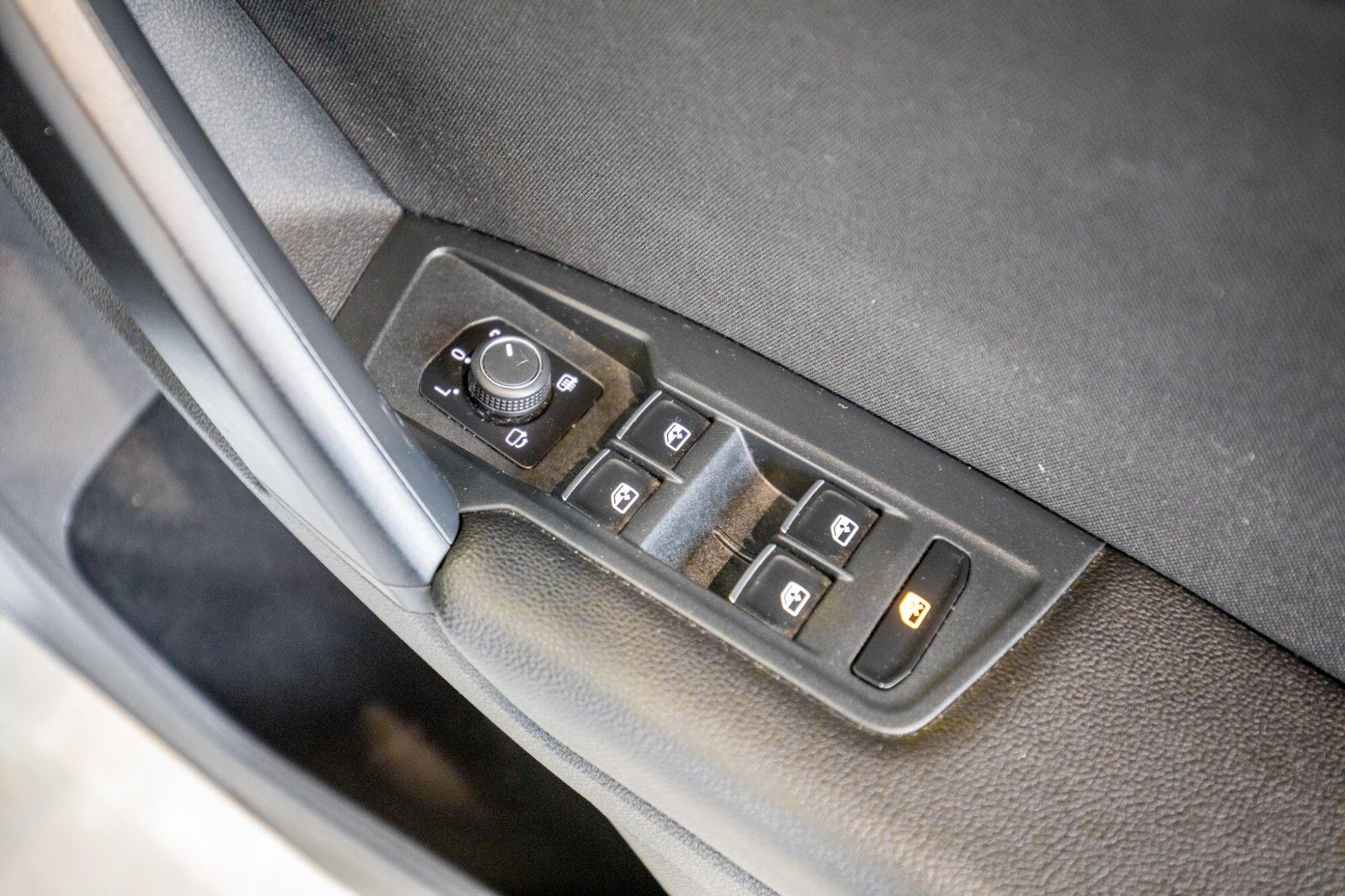 Volkswagen Tiguan view 15