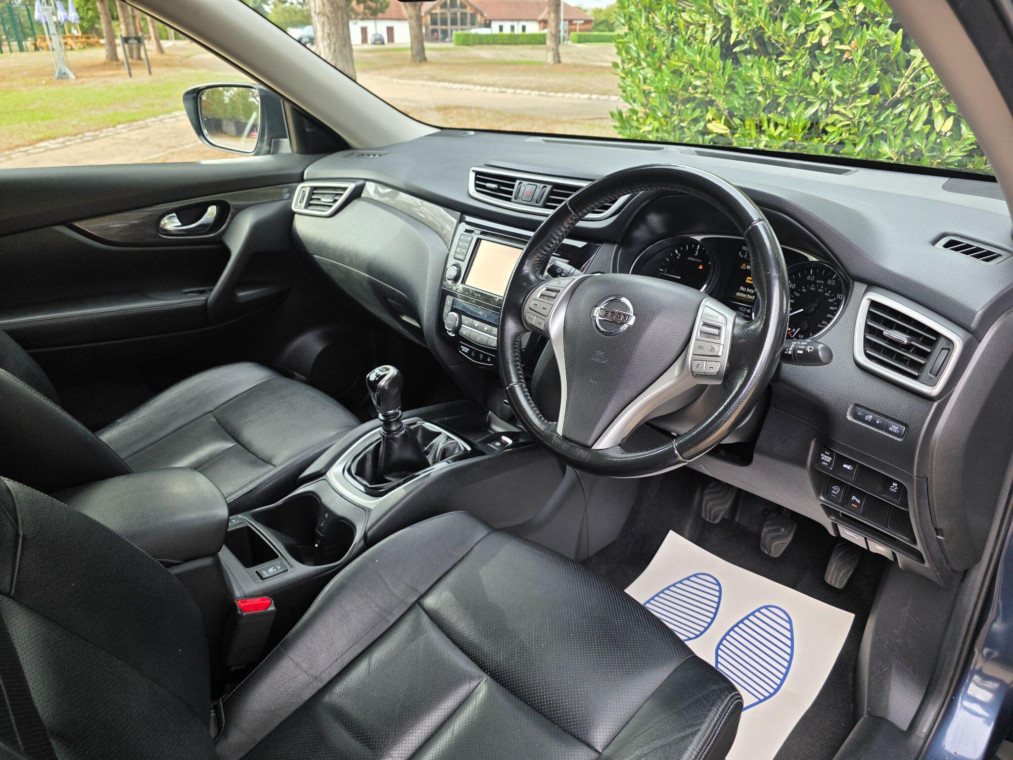 Nissan X-Trail view 32
