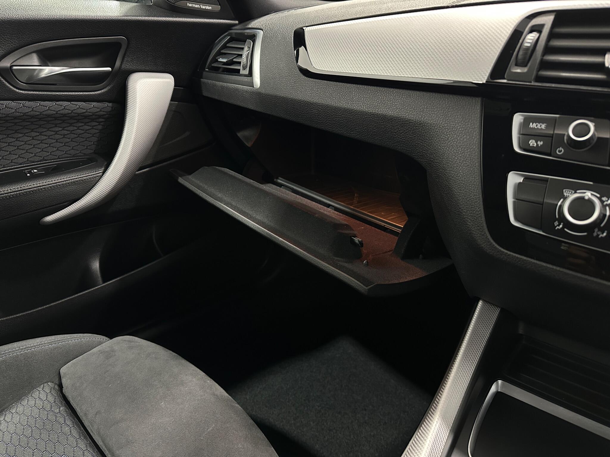 BMW 2 Series view 30